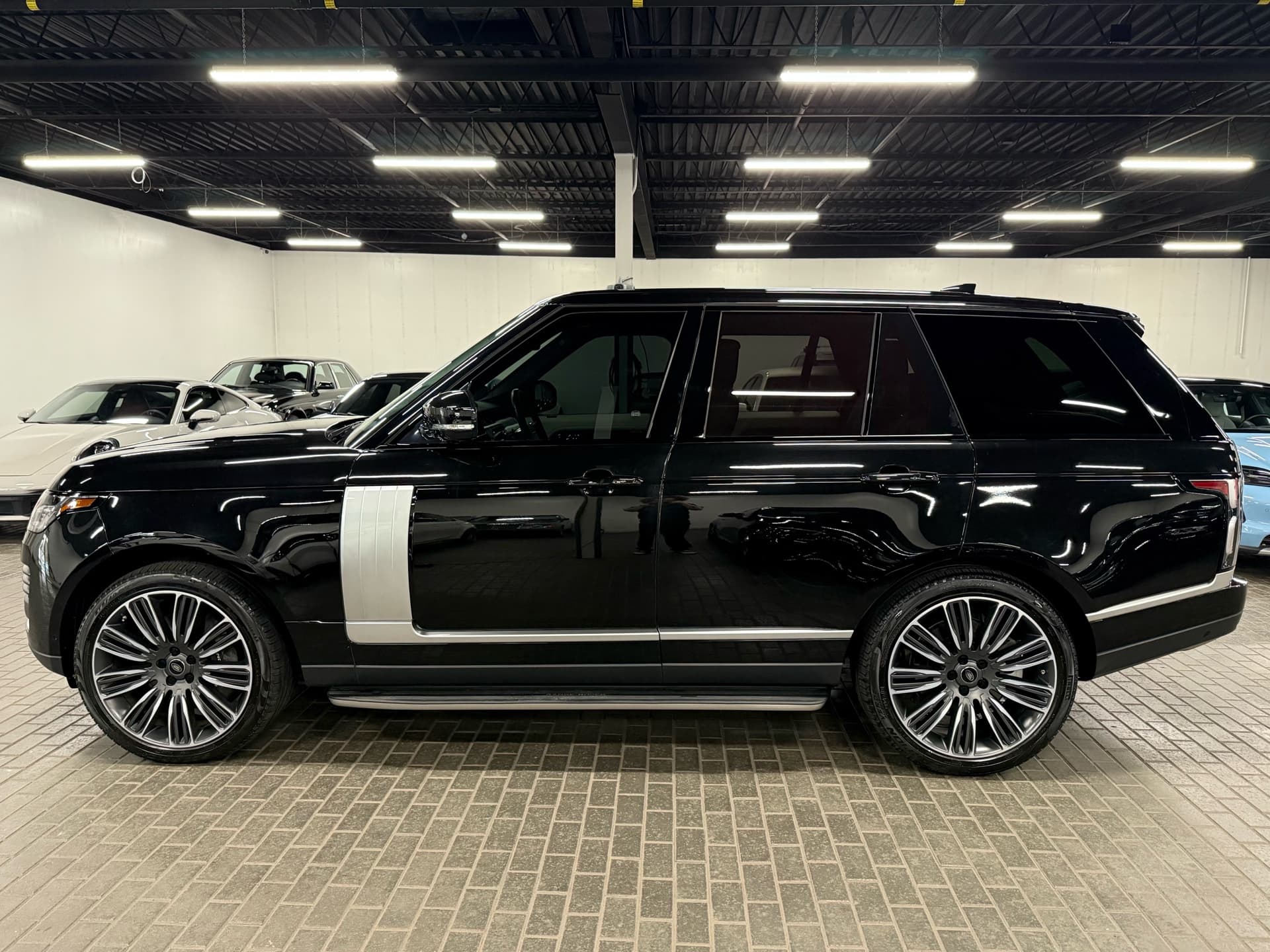 2020 Land Rover  Range Rover  P525 5.0L ...