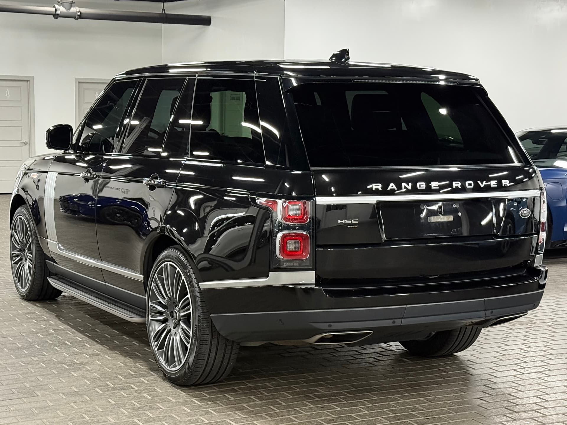 2020 Land Rover  Range Rover  P525 5.0L ...