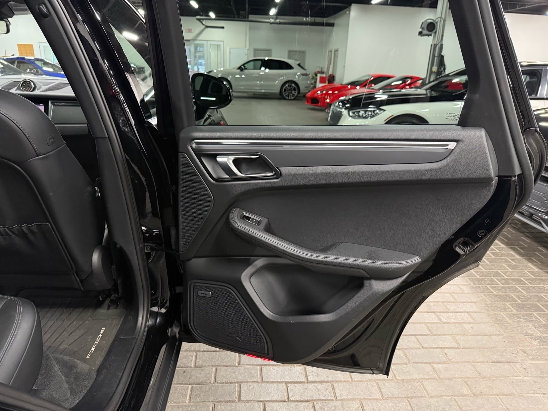 2021 Porsche Macan AWD
