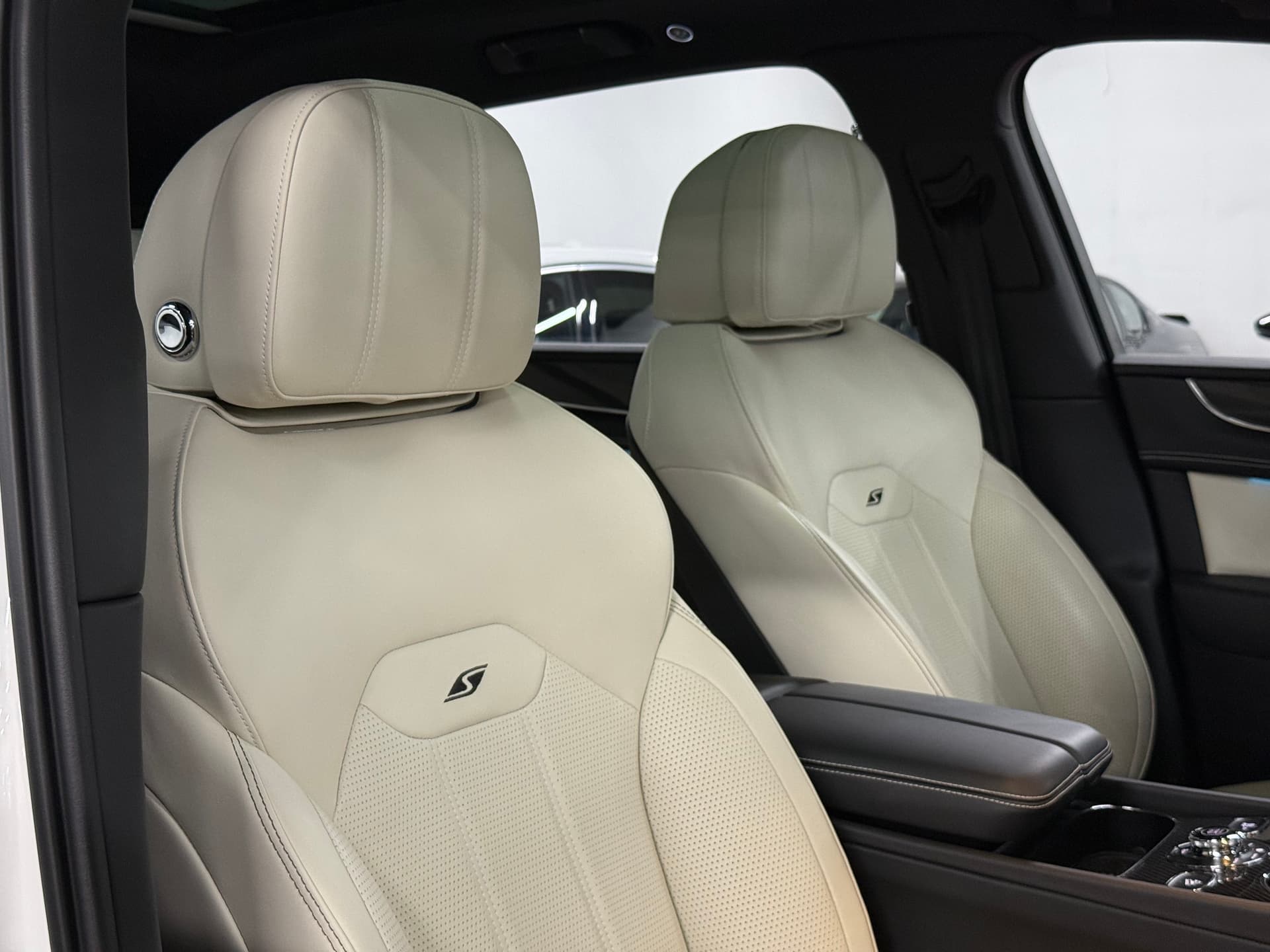 2022 Bentley Bentayga V8 AWD