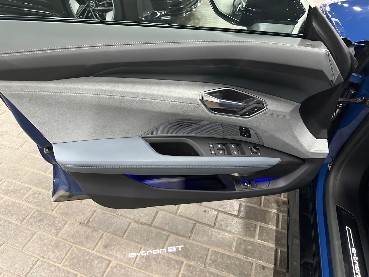 2023 Audi  e-tron GT  quattro 