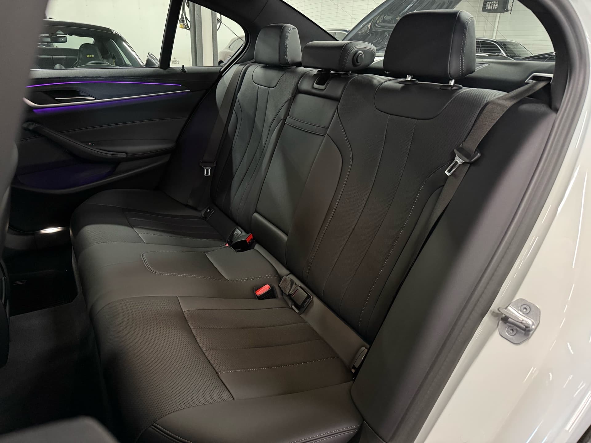 2023 BMW 5-Series 530e xDrive Plug-In Hybrid