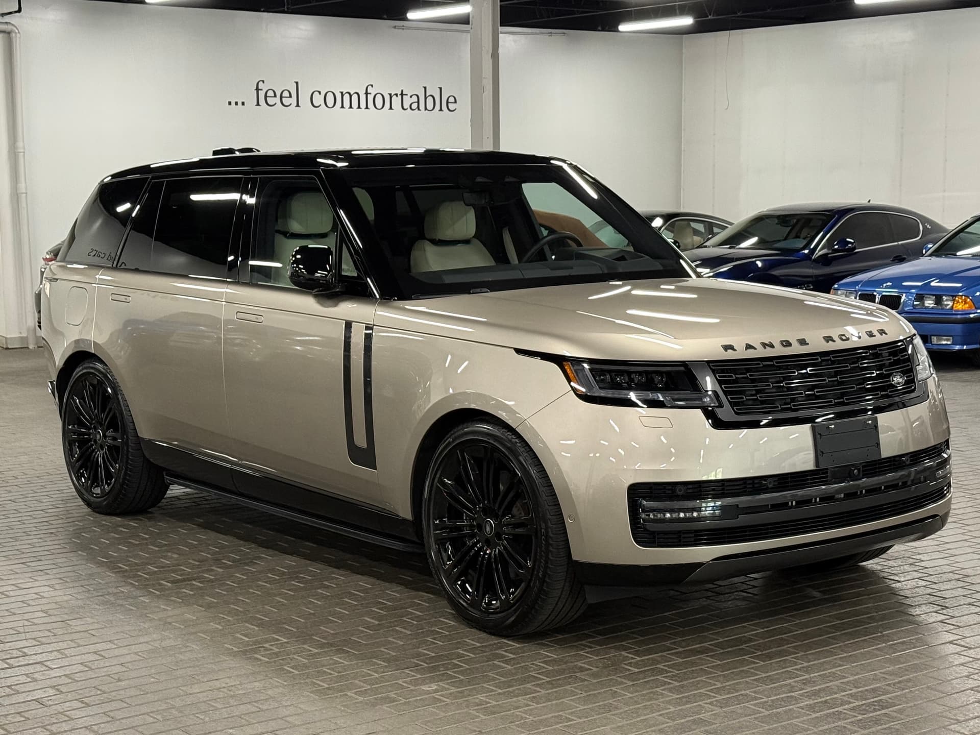 2023 Land Rover  Range Rover  P530 SE LWB 