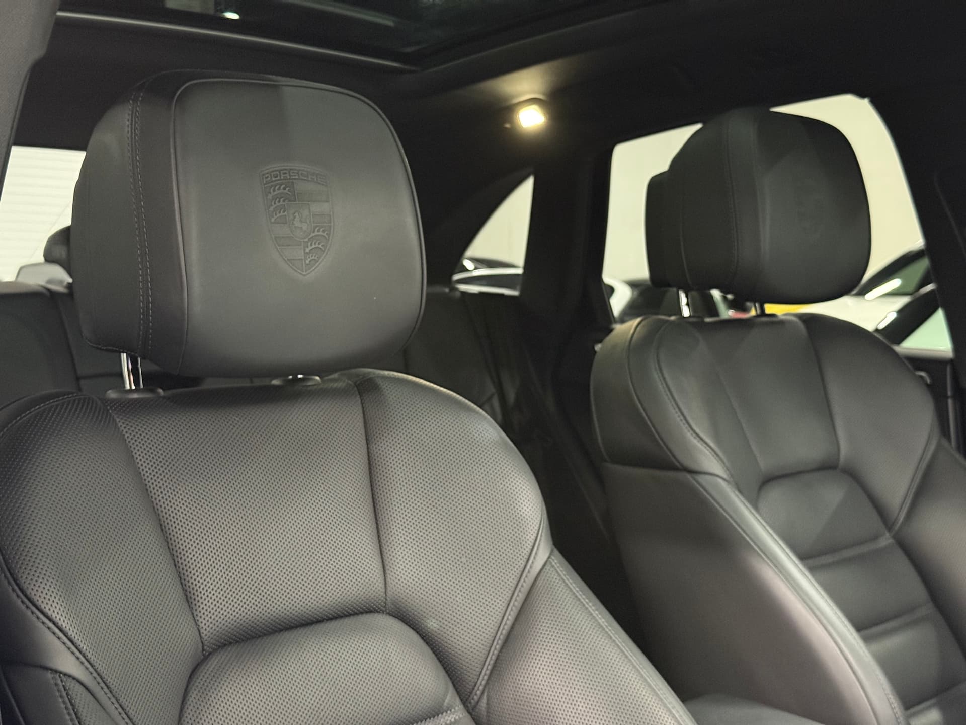 2023 Porsche Macan S AWD