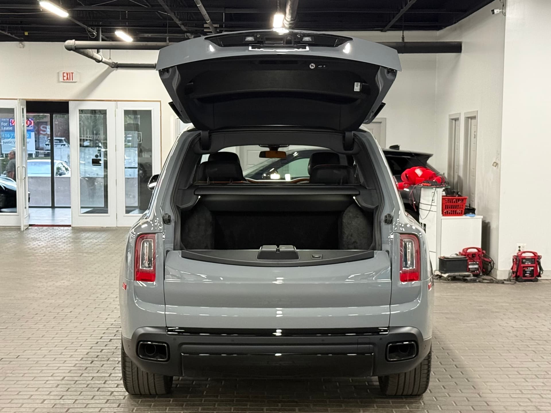 2023 Rolls-Royce Cullinan Black Badge