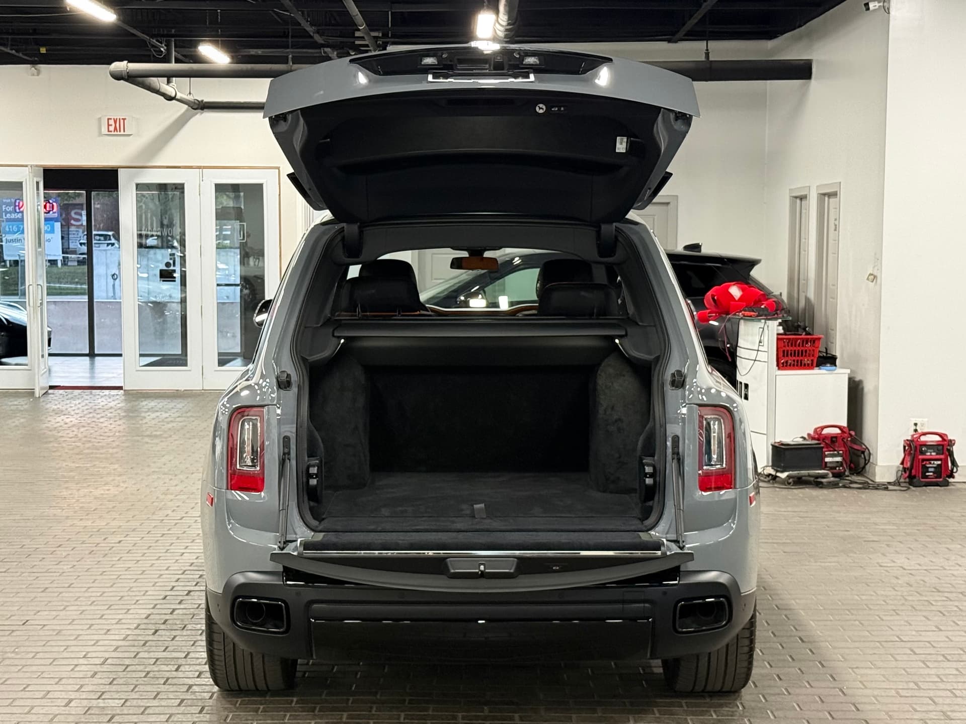 2023 Rolls-Royce Cullinan Black Badge