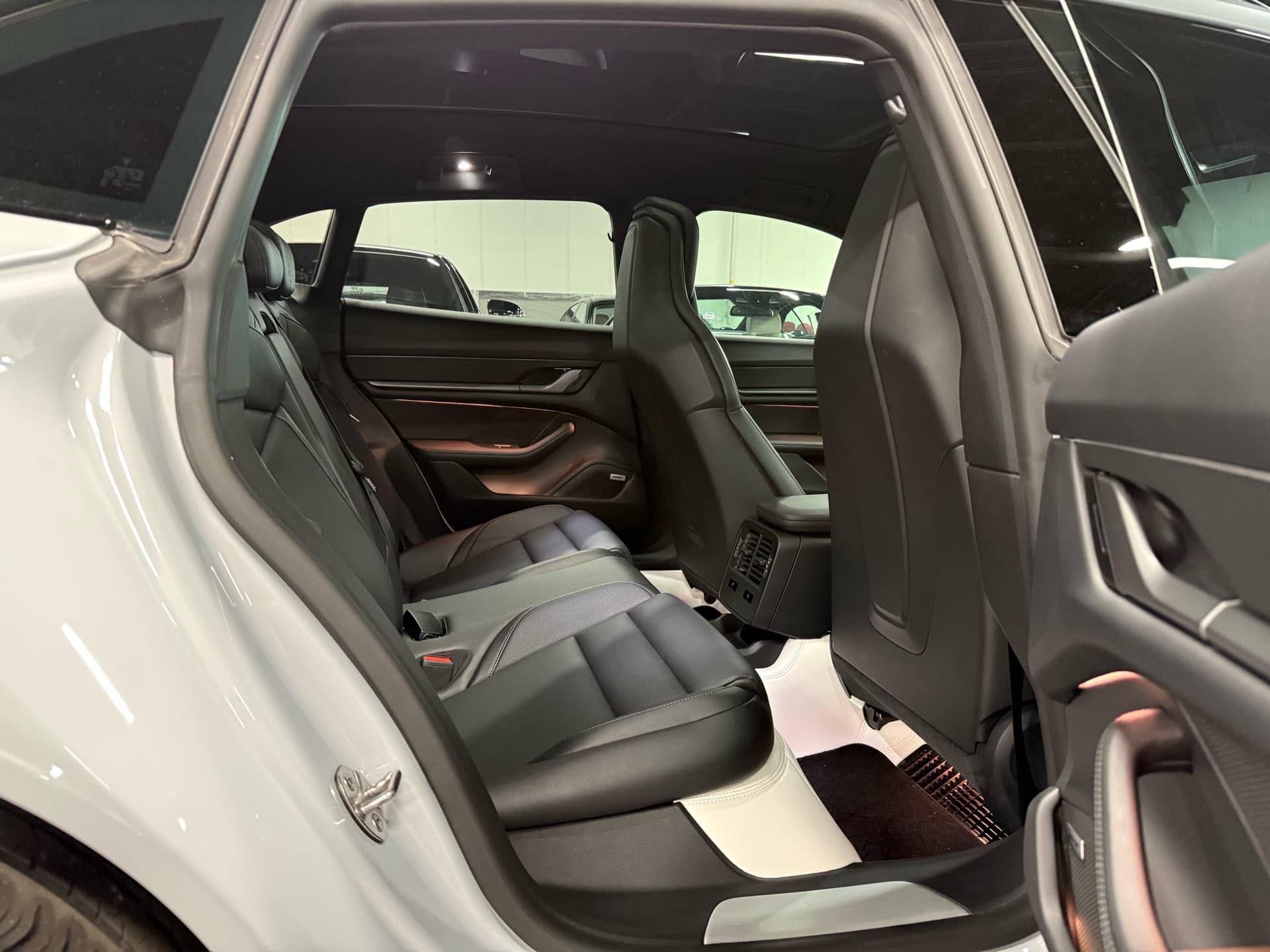 2025 Porsche Taycan 4S Cross Turismo AWD