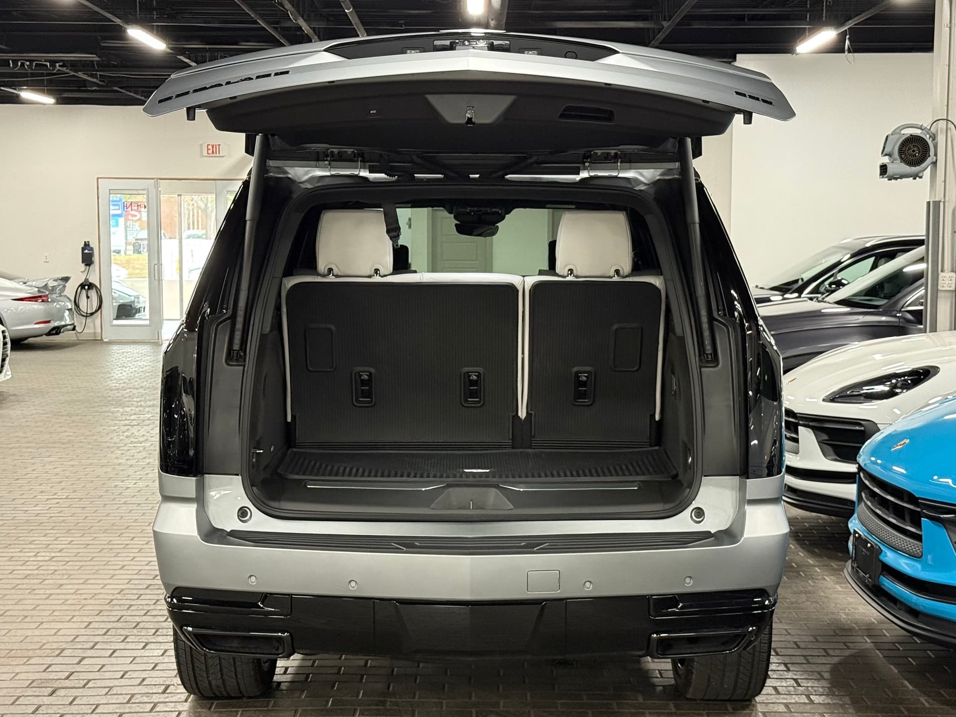 2026 Cadillac Escalade 4WD 4dr Platinum Sport