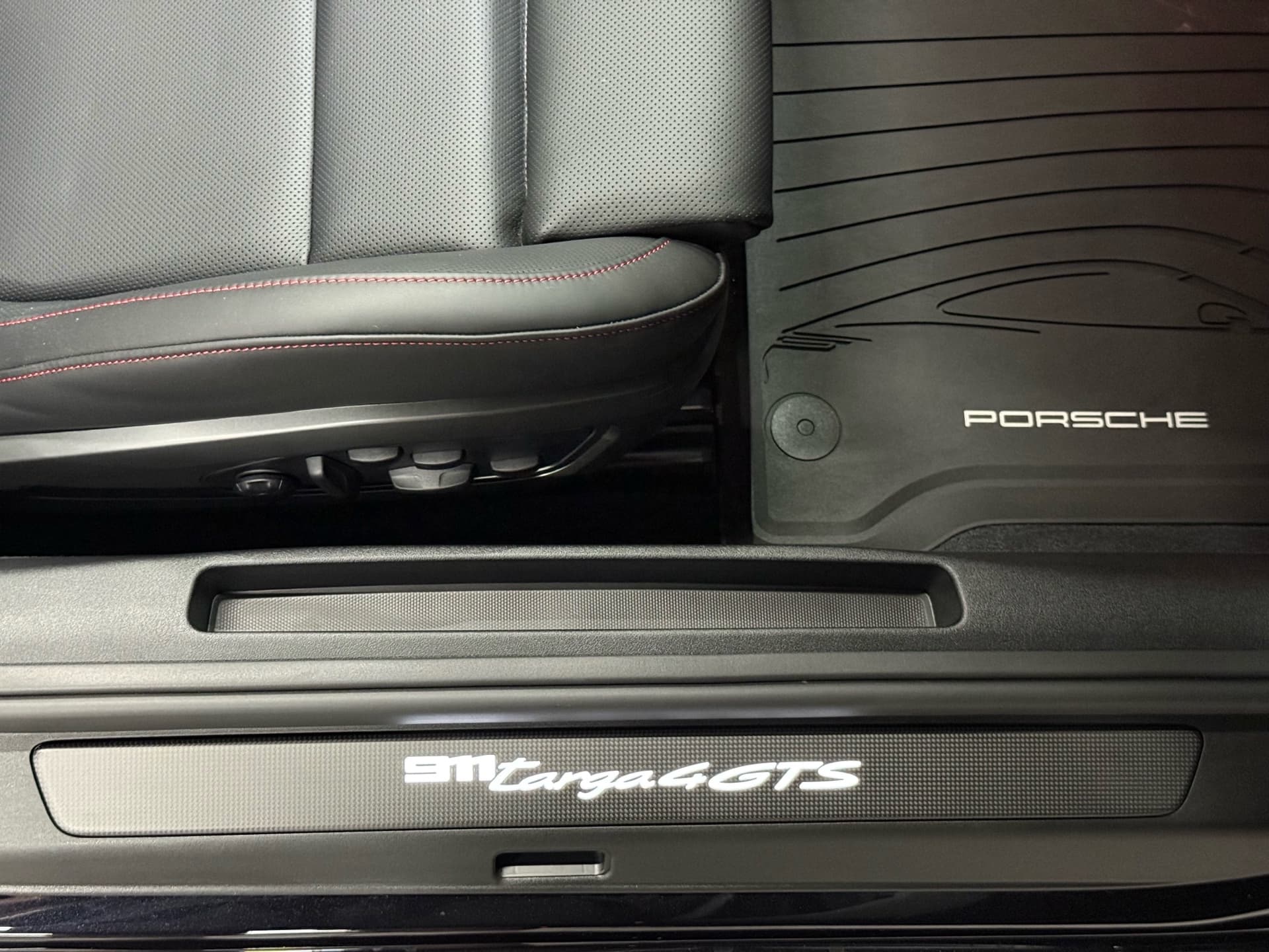 2026 Porsche 911 Targa 4 GTS