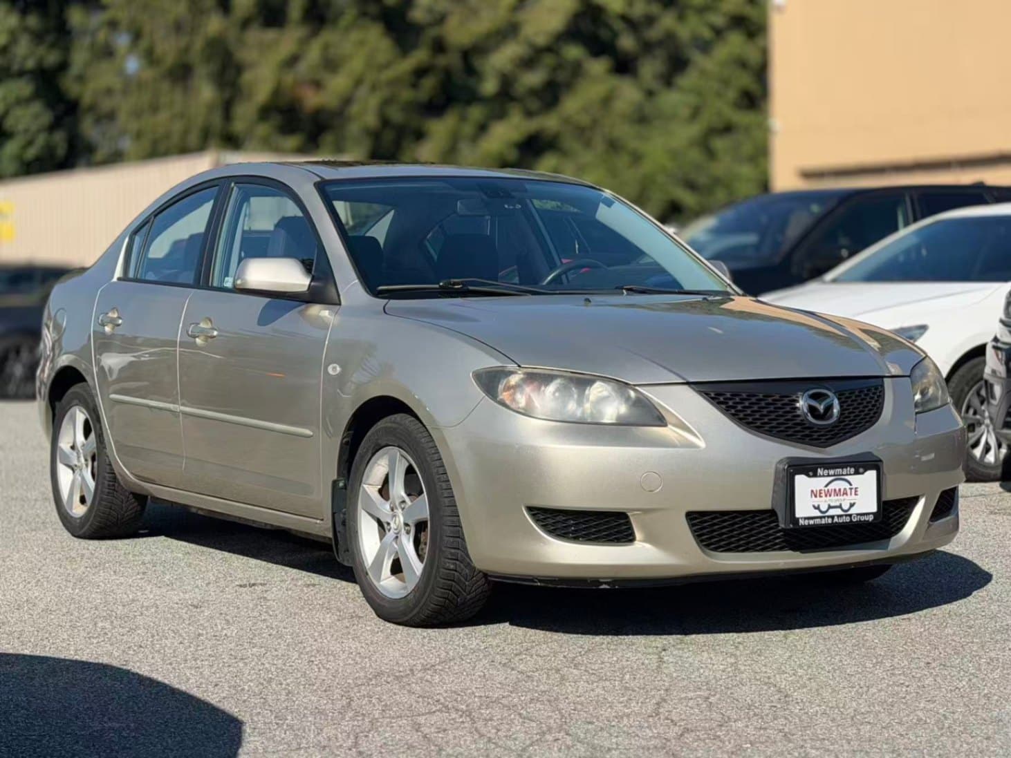 2005 Mazda Mazda3 GS. LOCAL BC VEHICLE. SERVICE DONE.