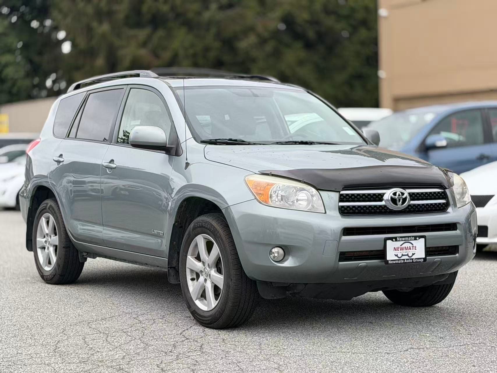 2006 Toyota RAV4 Limited. SERVICE DONE. RUNS GREAT. TOP TRIM.