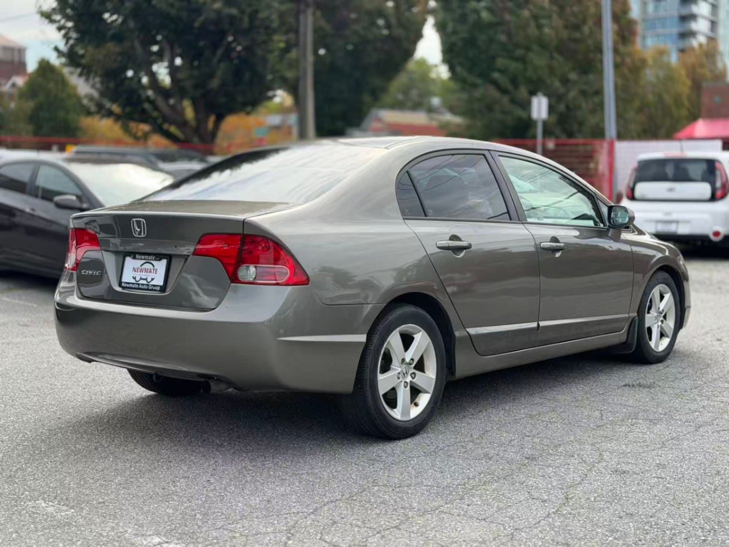 2007 Honda Civic EX. LOCAL BC VEHICLE. RUNS GREAT.