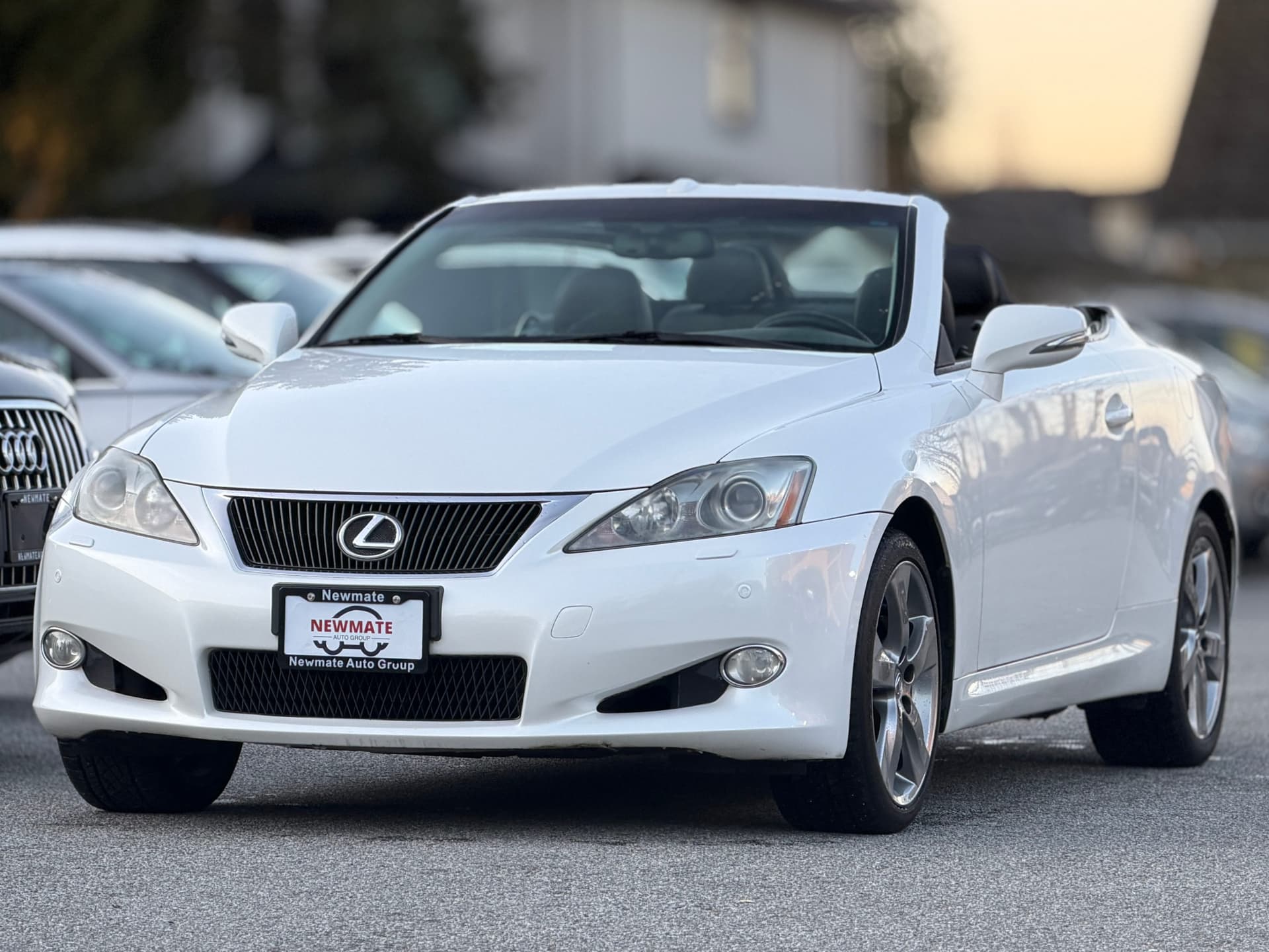 2010 Lexus IS IS 350 Convertible. LOCAL BC VEHICLE. SERVICE DONE.