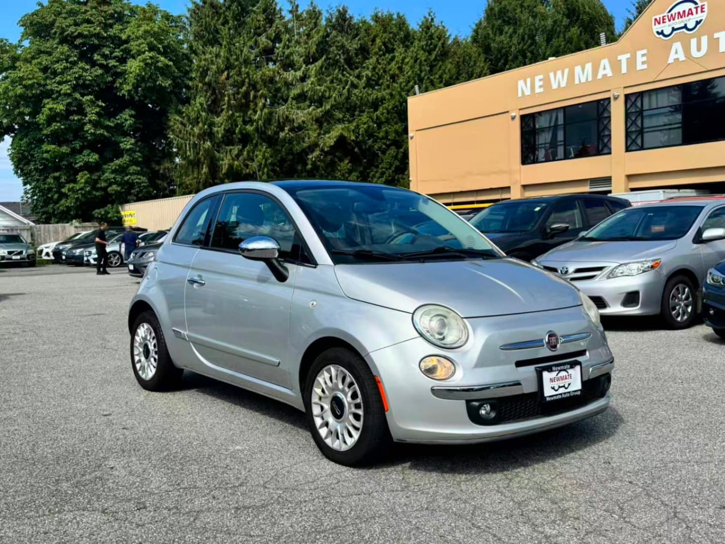 2012 Fiat 500 2dr HB Lounge. ONE OWNER. LOCAL BC VEHICLE.