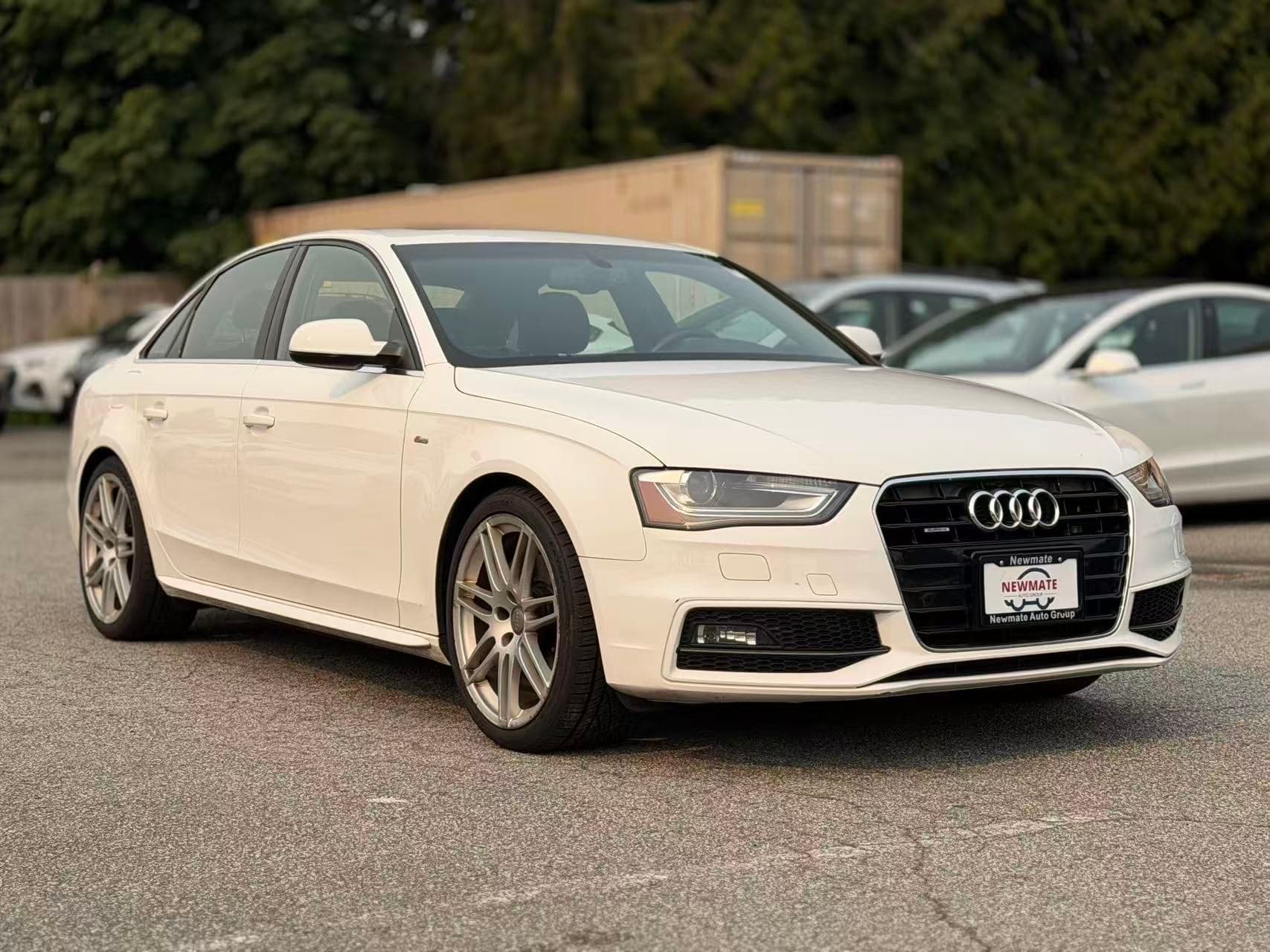 2013 Audi A4 2.0 quattro Premium Plus. LOCAL BC VEHICLE. SERVICE DONE.