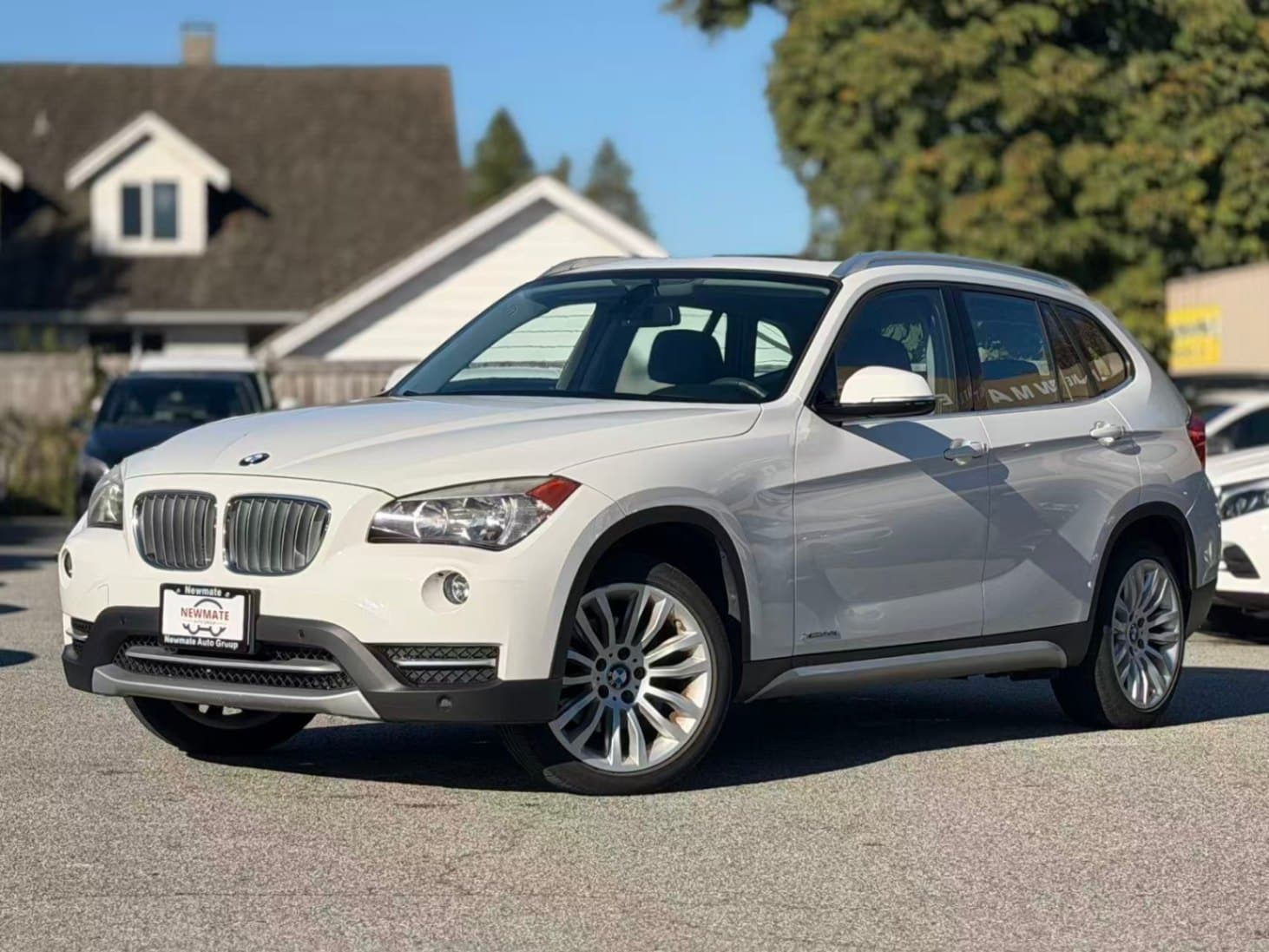 2013 BMW X1 28i xDrive. LOCAL BC VEHICLE. NO ACCIDENT. LOW KILOMETRES. SERVICE DONE.