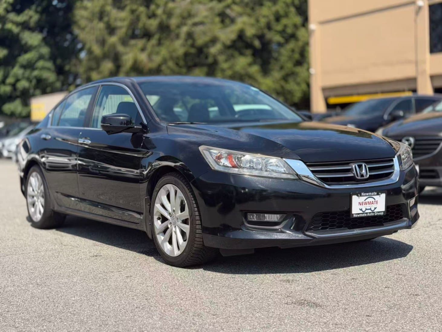 2014 Honda Accord Touring. LOCAL BC VEHICLE. ONE OWNER.