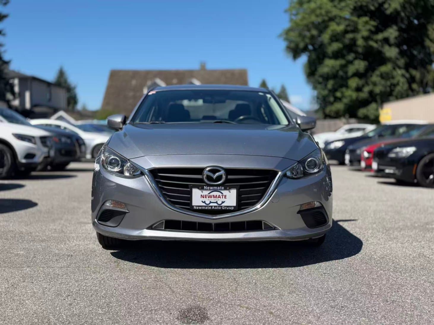 2014 Mazda Mazda3 GS-SKY. LOW KILOMETRES. RUNS GREAT.