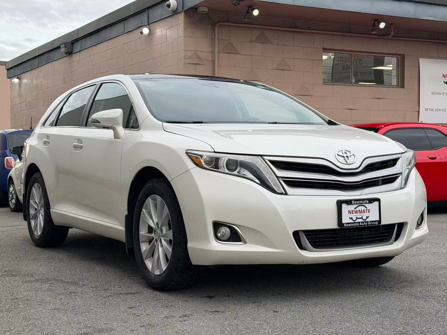 2014 Toyota Venza Limited. LOCAL BC VEHICLE.