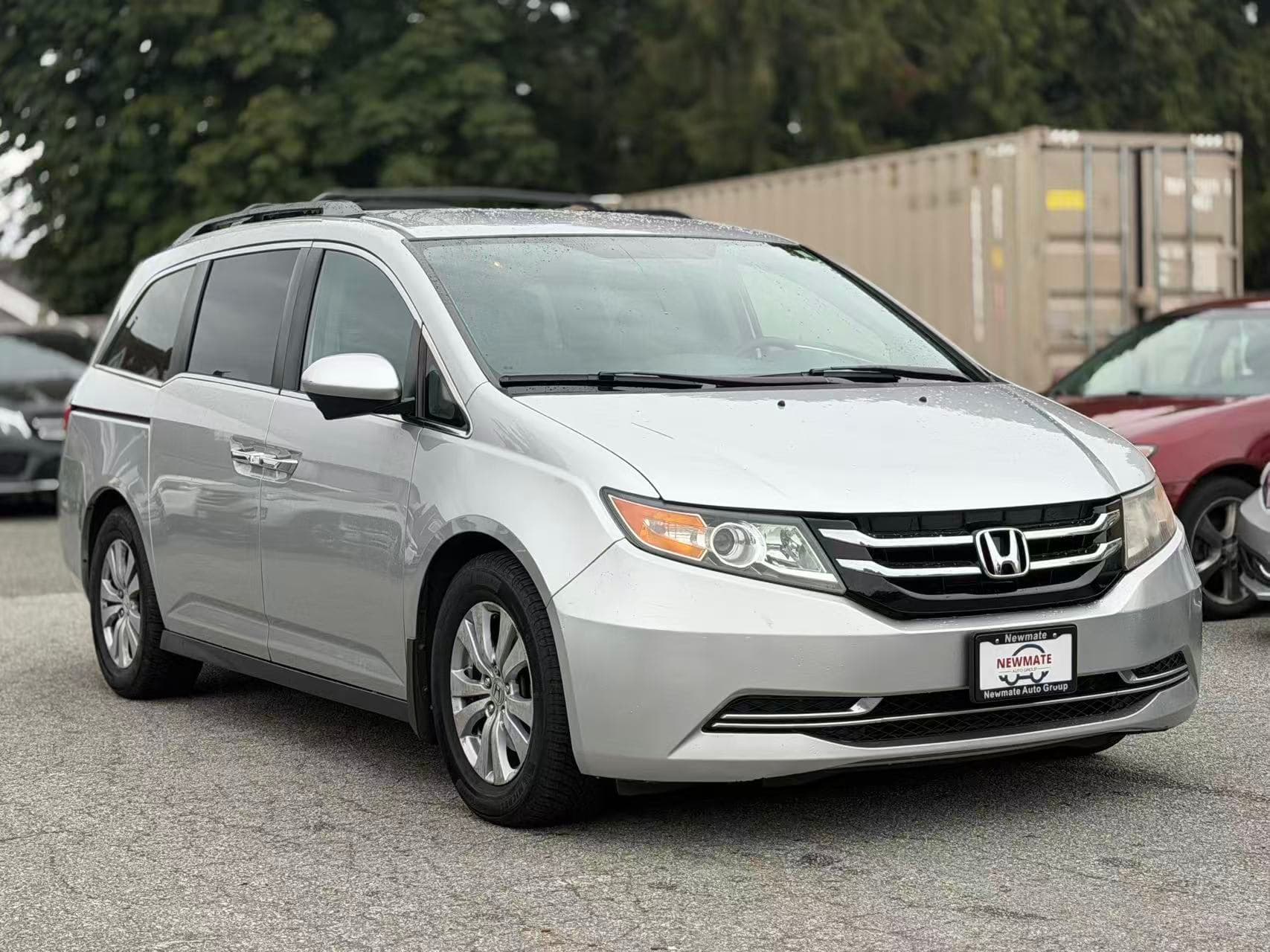 2015 Honda Odyssey EX. LOCAL BC VEHICLE. FULL SERVICE RECORD. 7 SEATER.