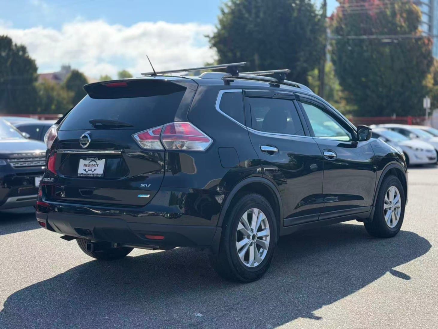 2015 Nissan Rogue SV. LOCAL BC VEHICLE.