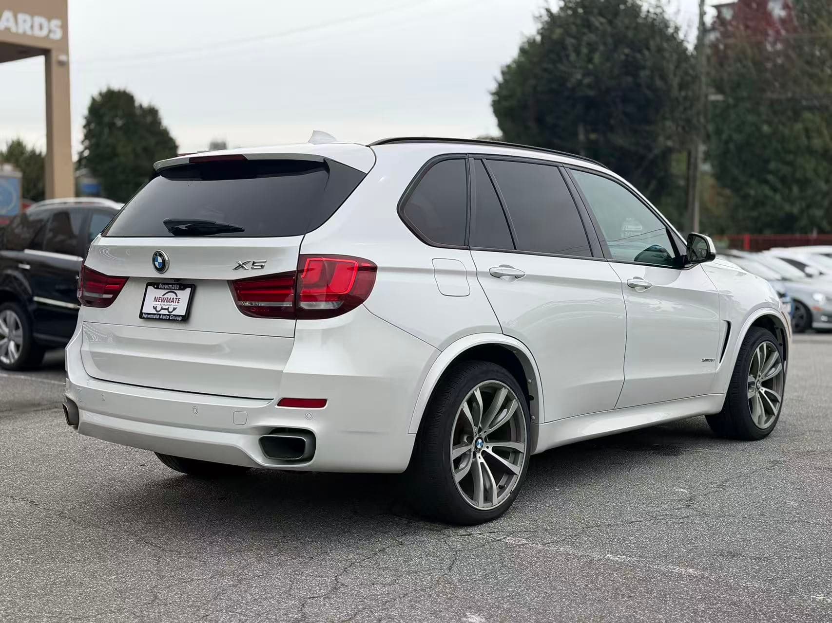 2016 BMW X5 35i xDrive. LOCAL BC VEHICLE. M SPORT PACKAGE.