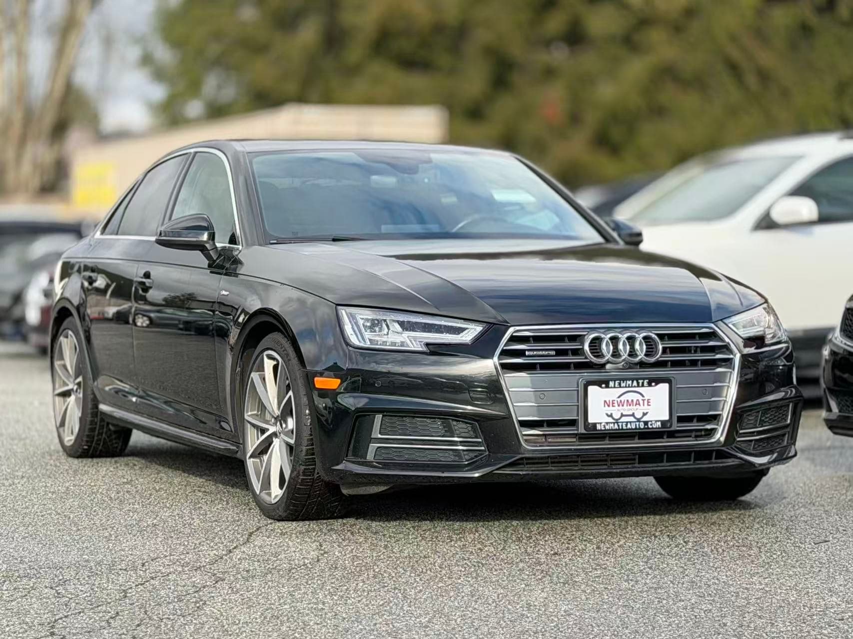 2017 Audi A4 quattro Technik s-line. LOCAL BC VEHICLE. FULL SERVICE RECORD. LOW ON MILEAGE.