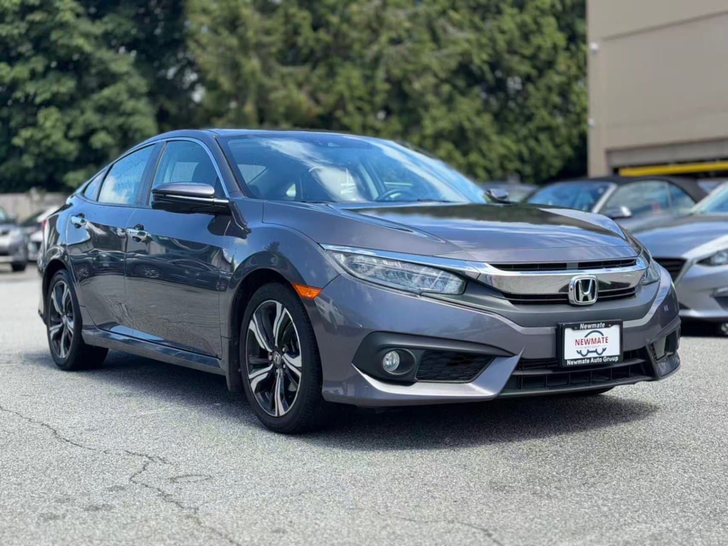2017 Honda Civic Touring. LOCAL BC VEHICLE. TOP TRIM.