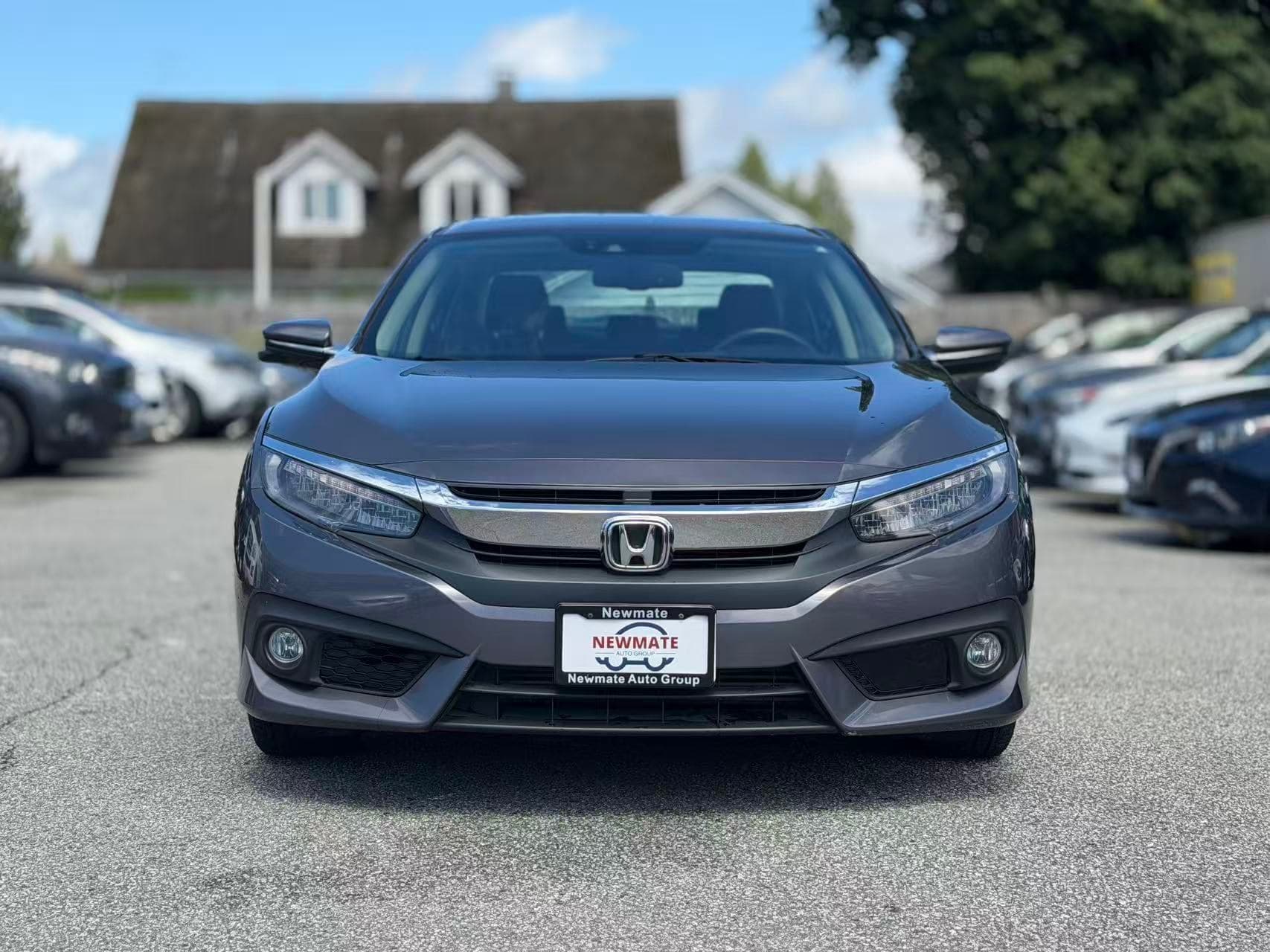 2017 Honda Civic Touring. LOCAL BC VEHICLE. TOP TRIM.