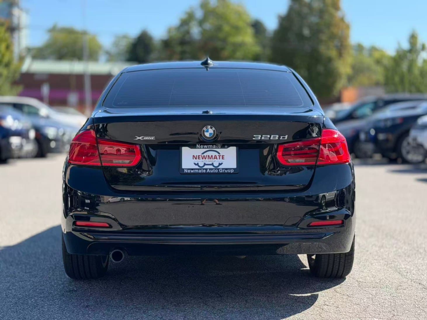 2018 BMW 3-Series 328d xDrive. LOCAL BC VEHICLE. NO ACCIDENT. DIESEL TRIM.