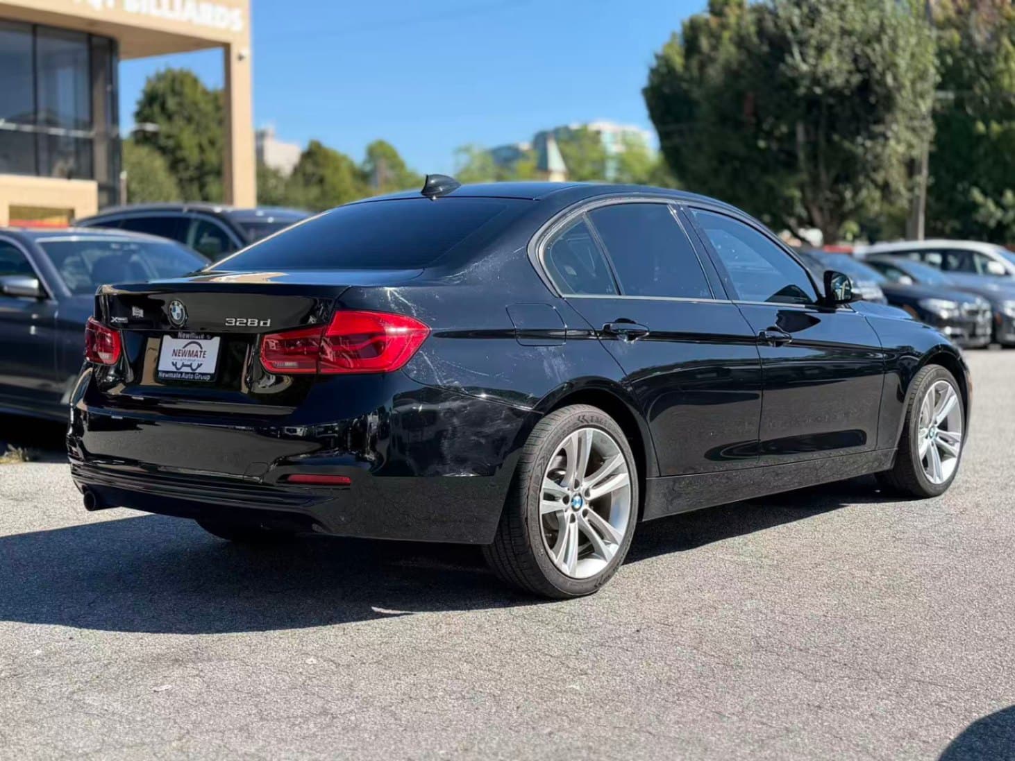 2018 BMW 3-Series 328d xDrive. LOCAL BC VEHICLE. NO ACCIDENT. DIESEL TRIM.