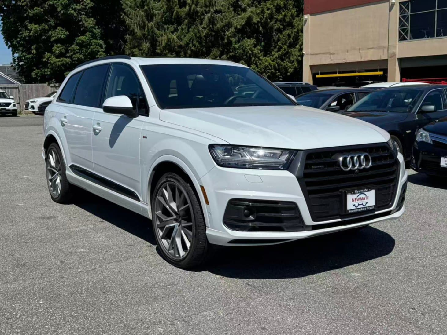 2019 Audi Q7 3.0T quattro Technik s-line. LOCAL BC VEHICLE. NO ACCIDENT. 7 SEATER.