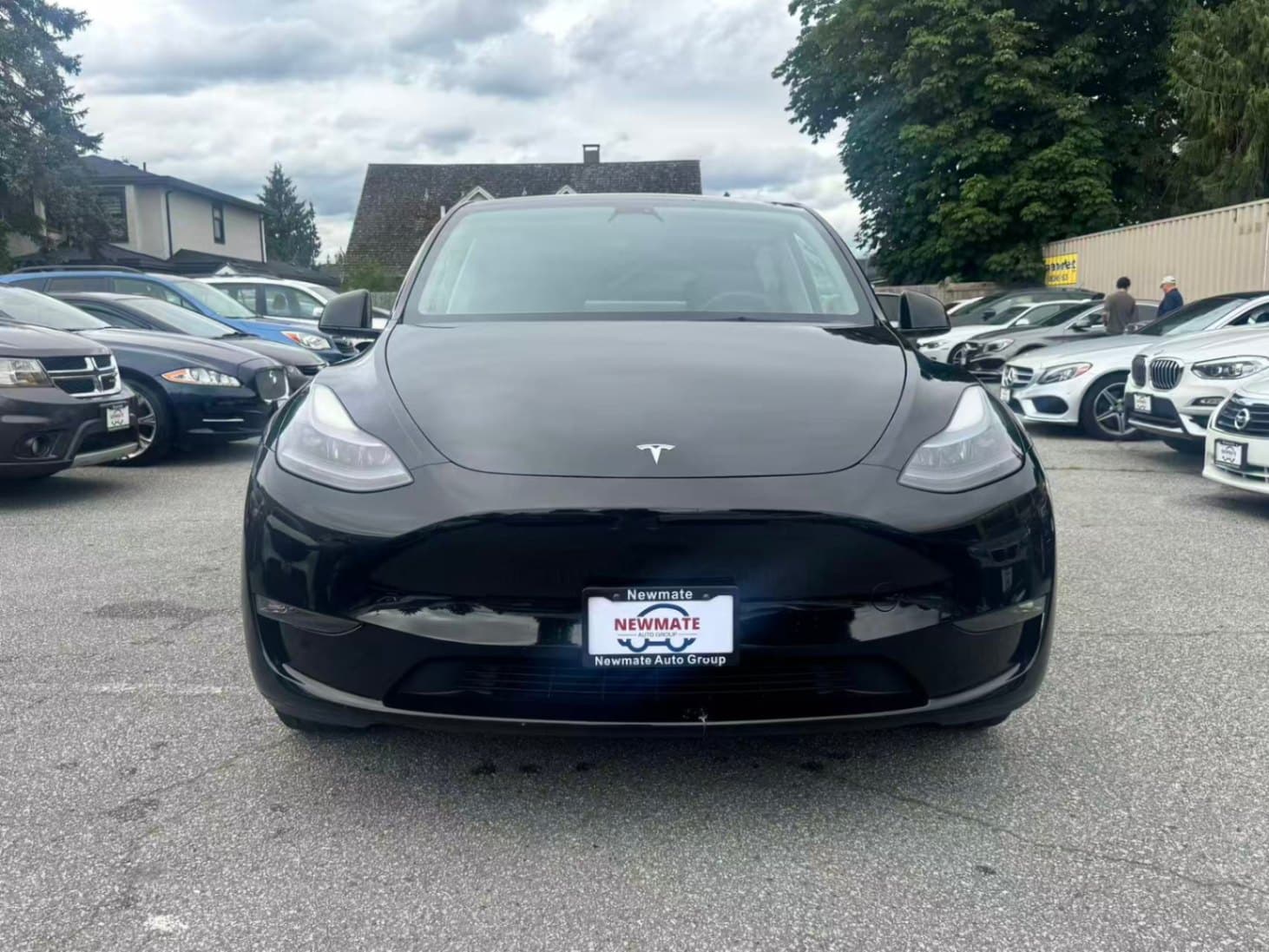 2023 Tesla Model Y Long Range. LOCAL BC VEHICLE. ONE OWNER. NO ACCIDENT.