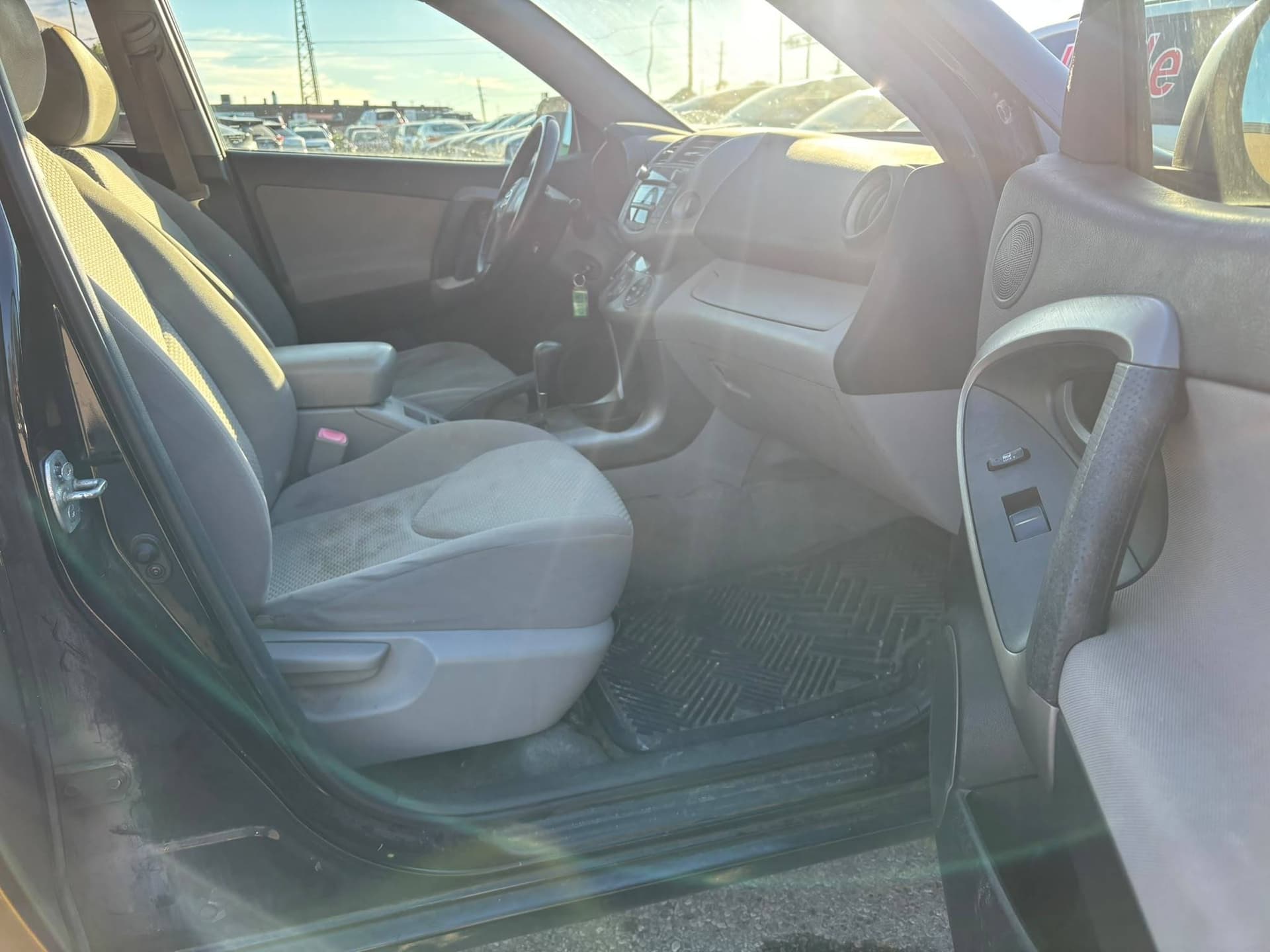 2006 Toyota RAV4 4dr Auto 4WD Limited