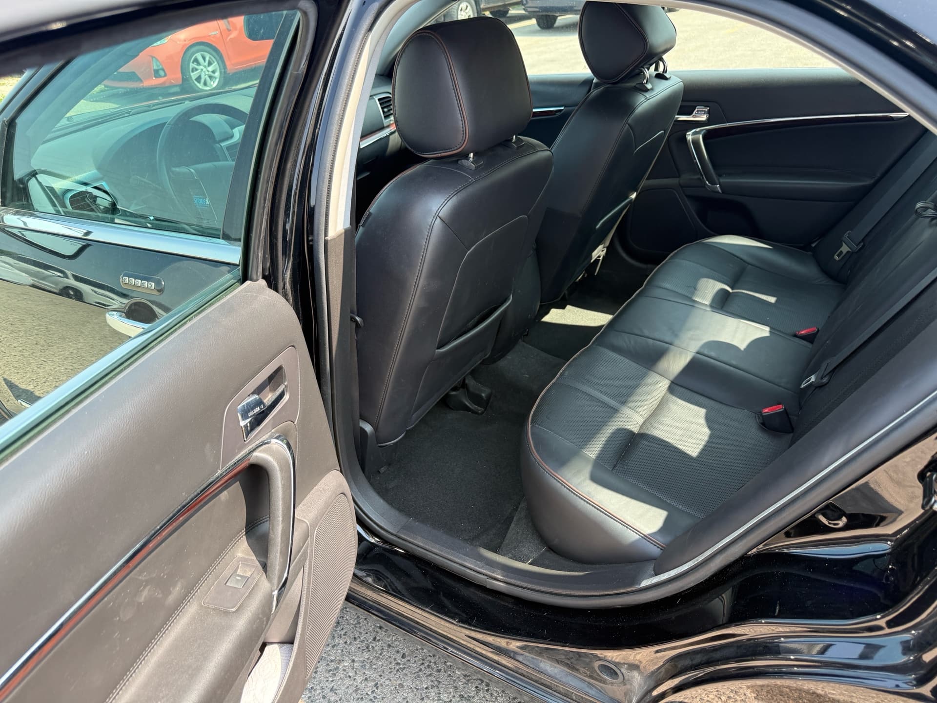 2012 Lincoln MKZ Hybrid FWD 4dr Sdn