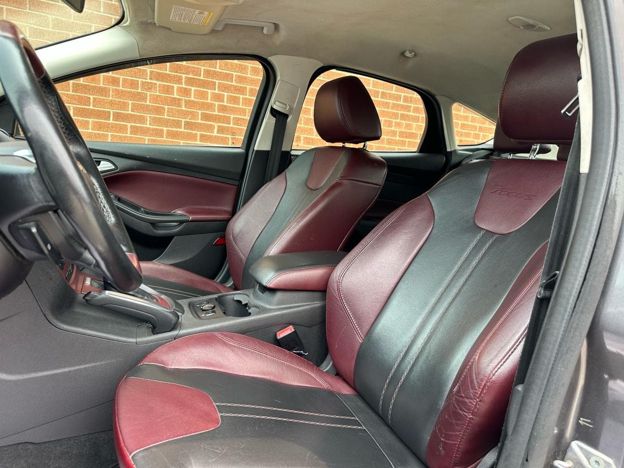 2013 Ford Focus Titanium Navigation Leather