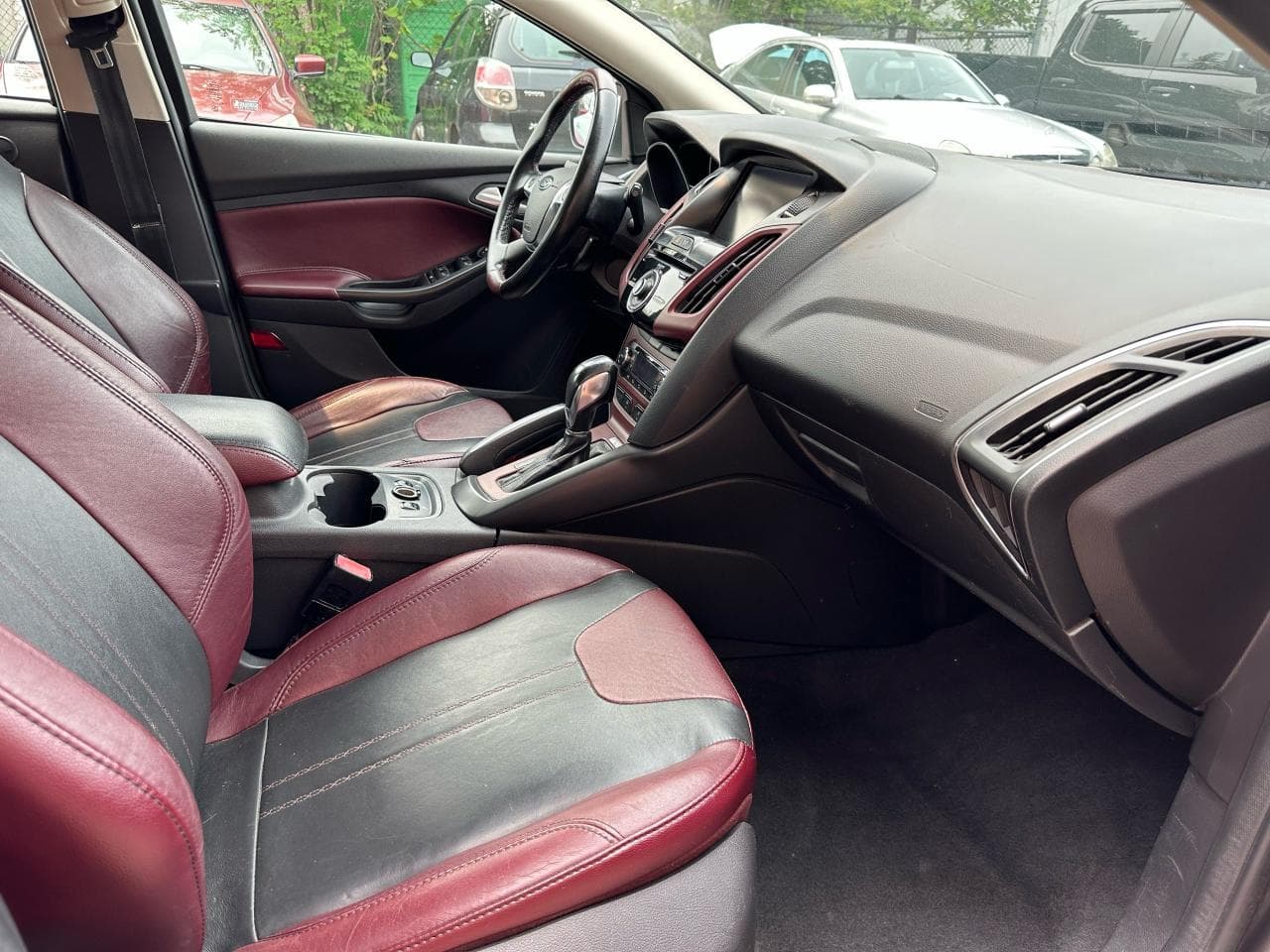 2013 Ford Focus Titanium Navigation Leather