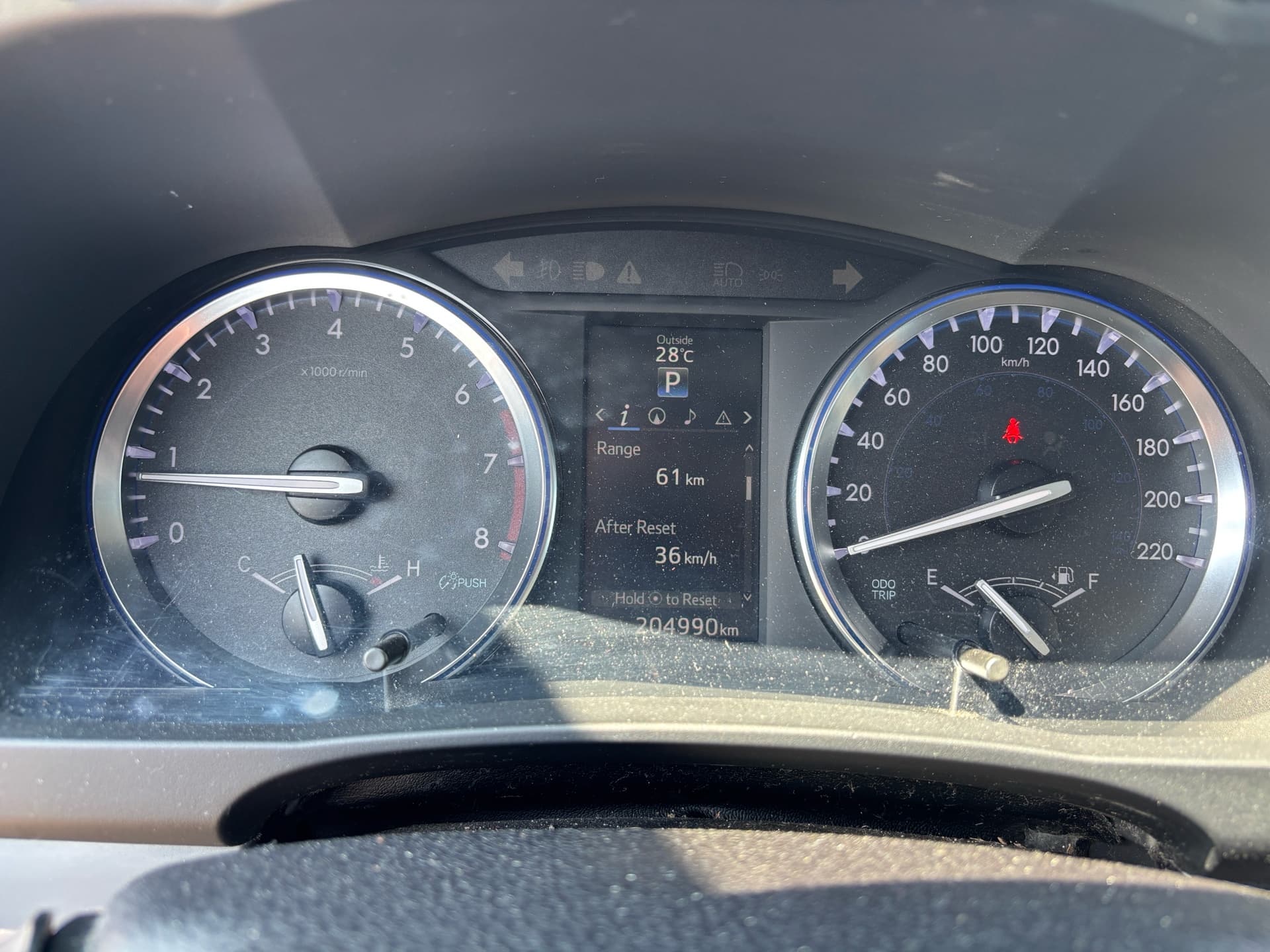 2015 Toyota Highlander  XLE AWD 4dr