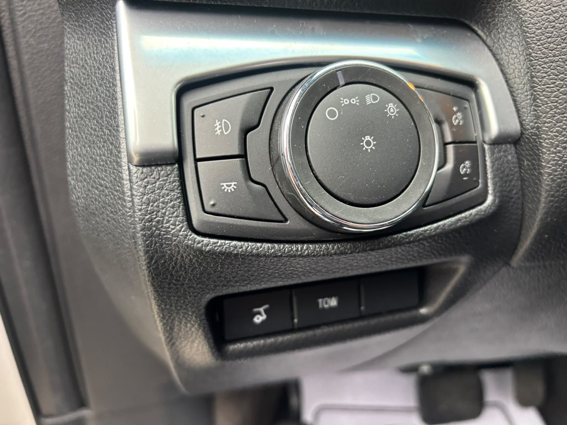 2016 Ford Explorer 4WD 4dr Sport full loaded