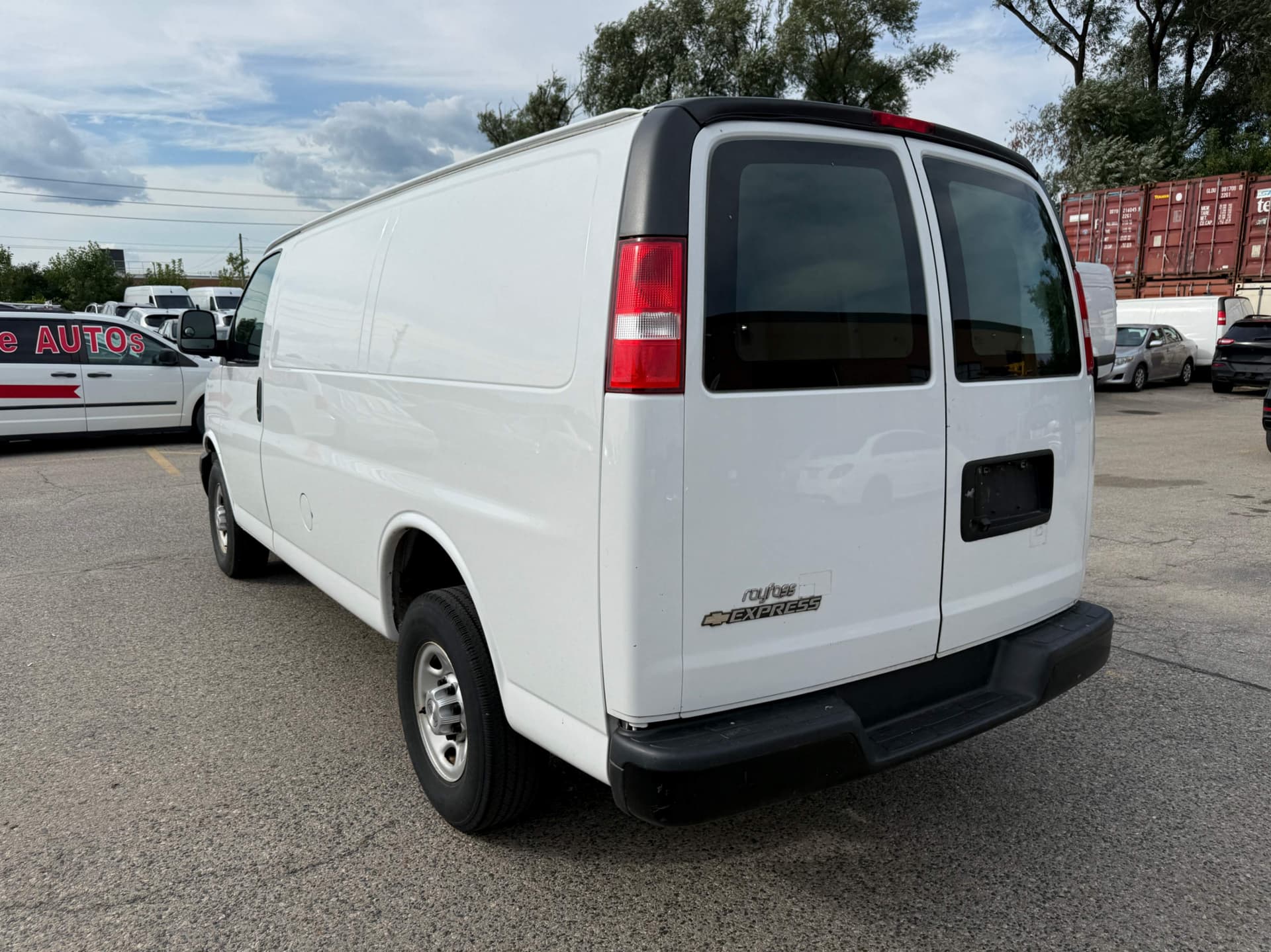 2017 Chevrolet Express RWD 2500 135"