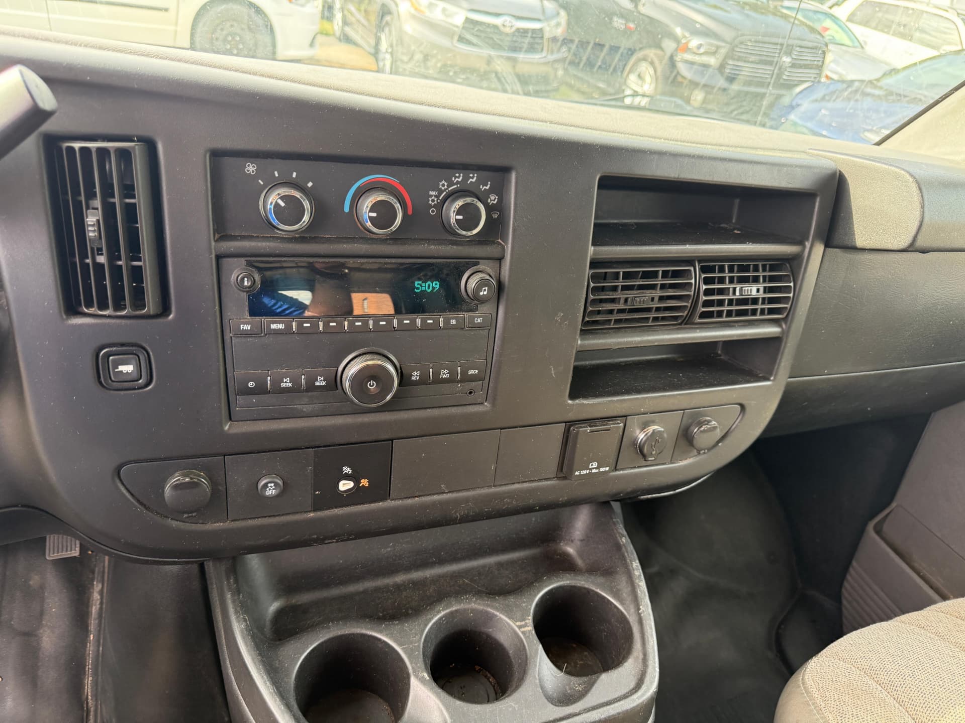 2017 Chevrolet Express RWD 2500 135"