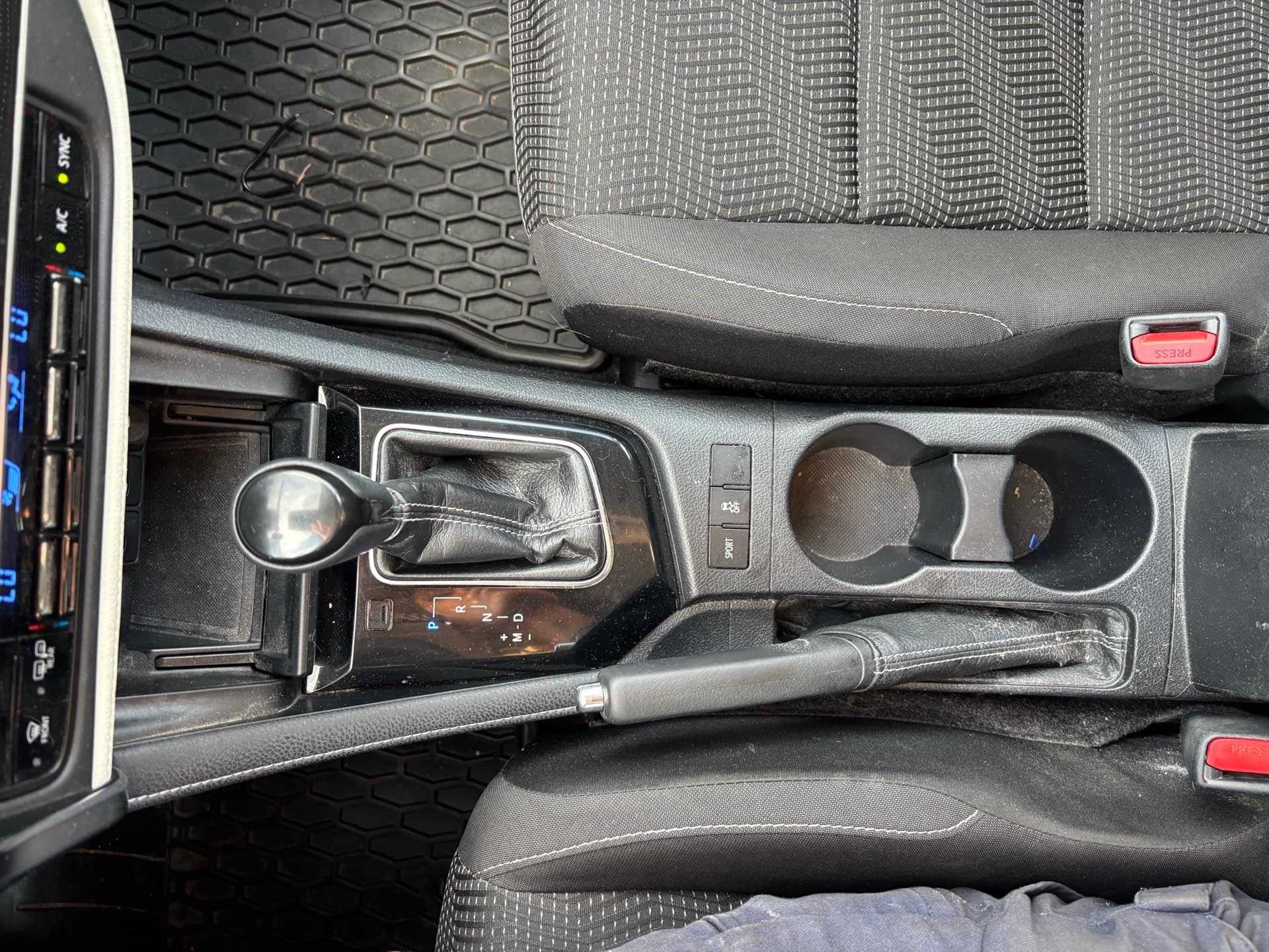 2017 Toyota Corolla iM 4dr HB Auto