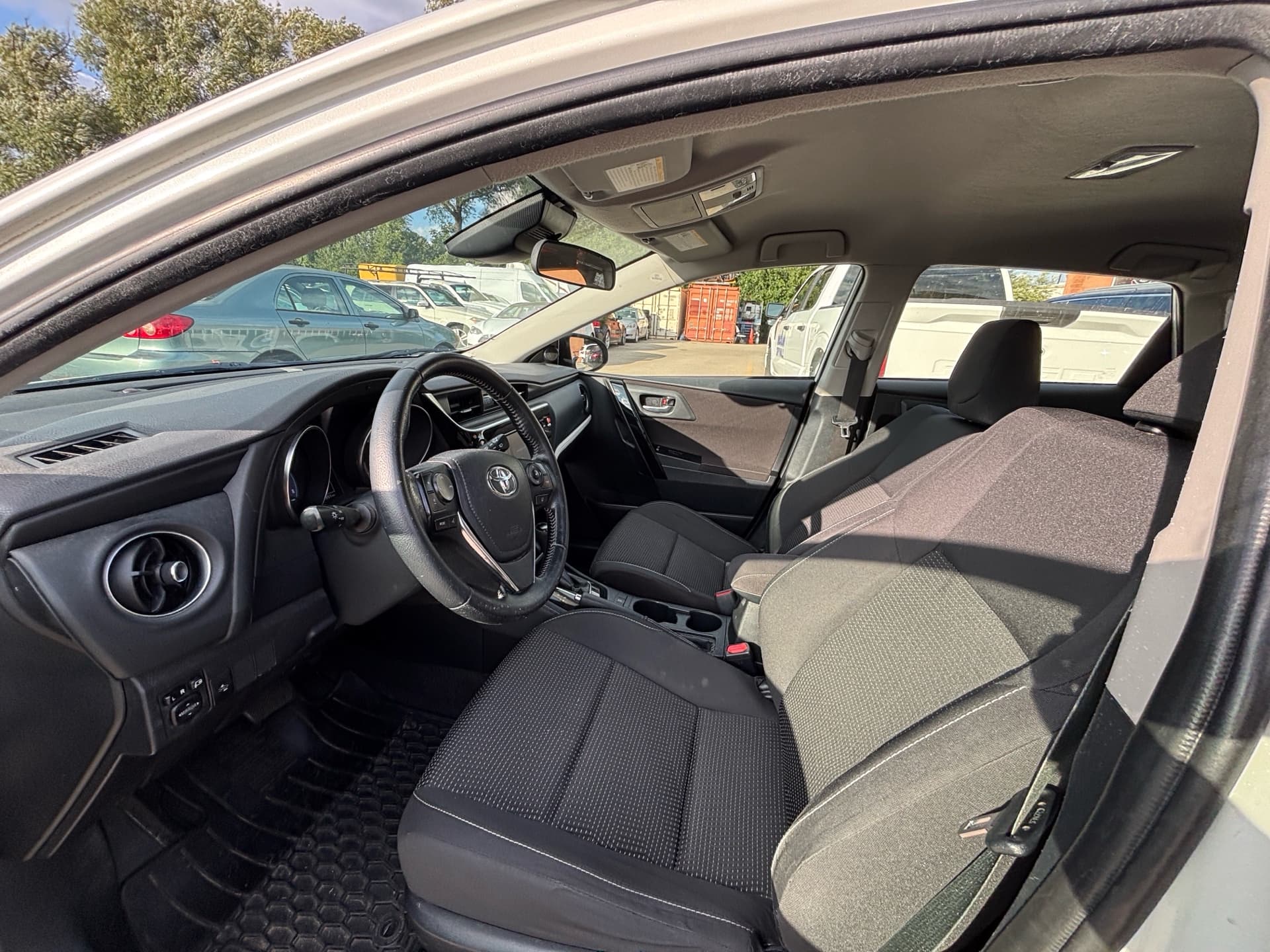 2017 Toyota Corolla iM 4dr HB Auto