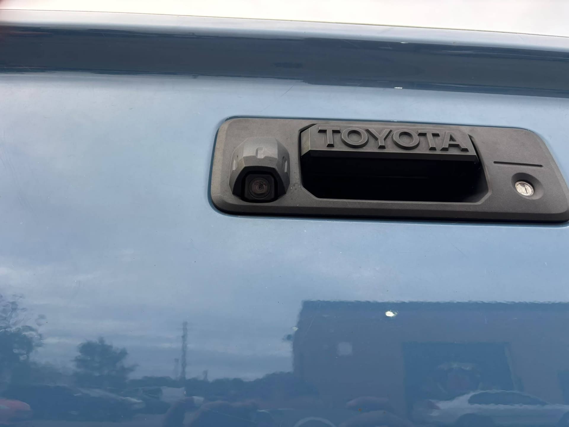 2019 Toyota Tundra 5.7L 4x4 Double Cab SR5 Plus