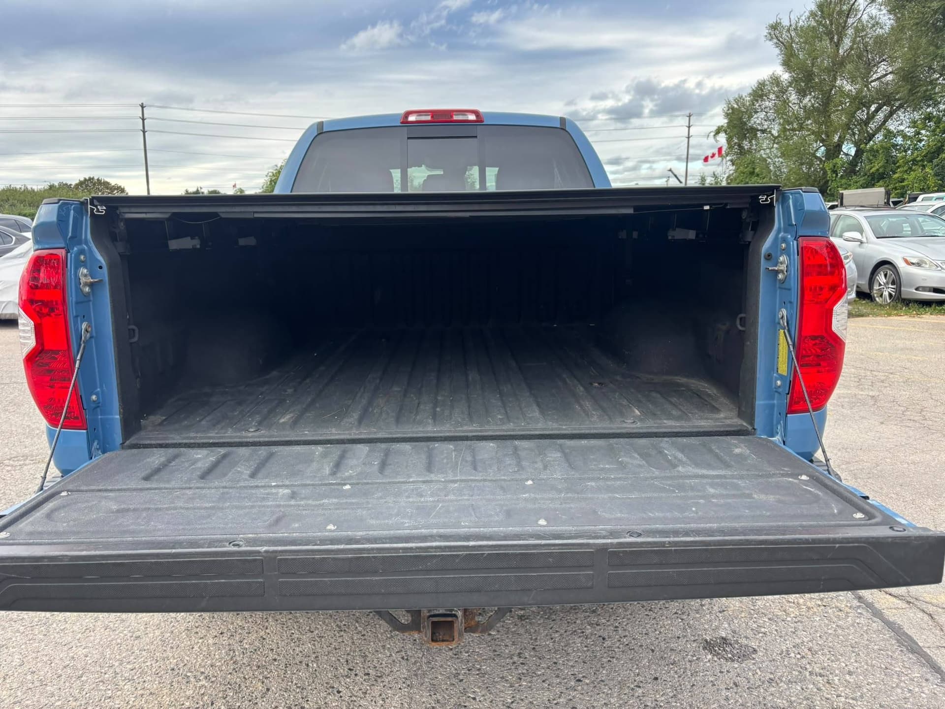 2019 Toyota Tundra 5.7L 4x4 Double Cab SR5 Plus