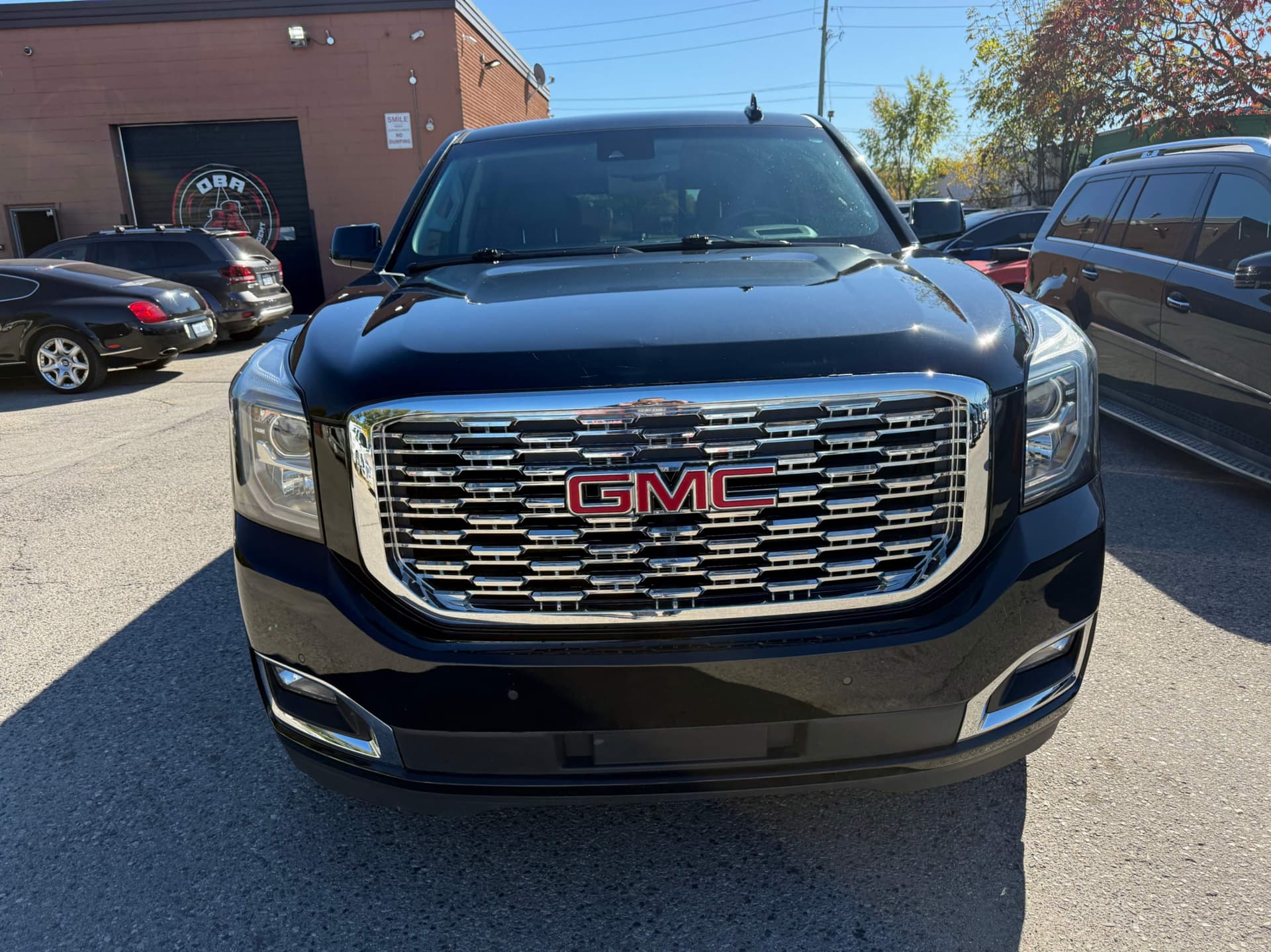 2020 GMC Yukon 4WD 4dr Denali-full loaded