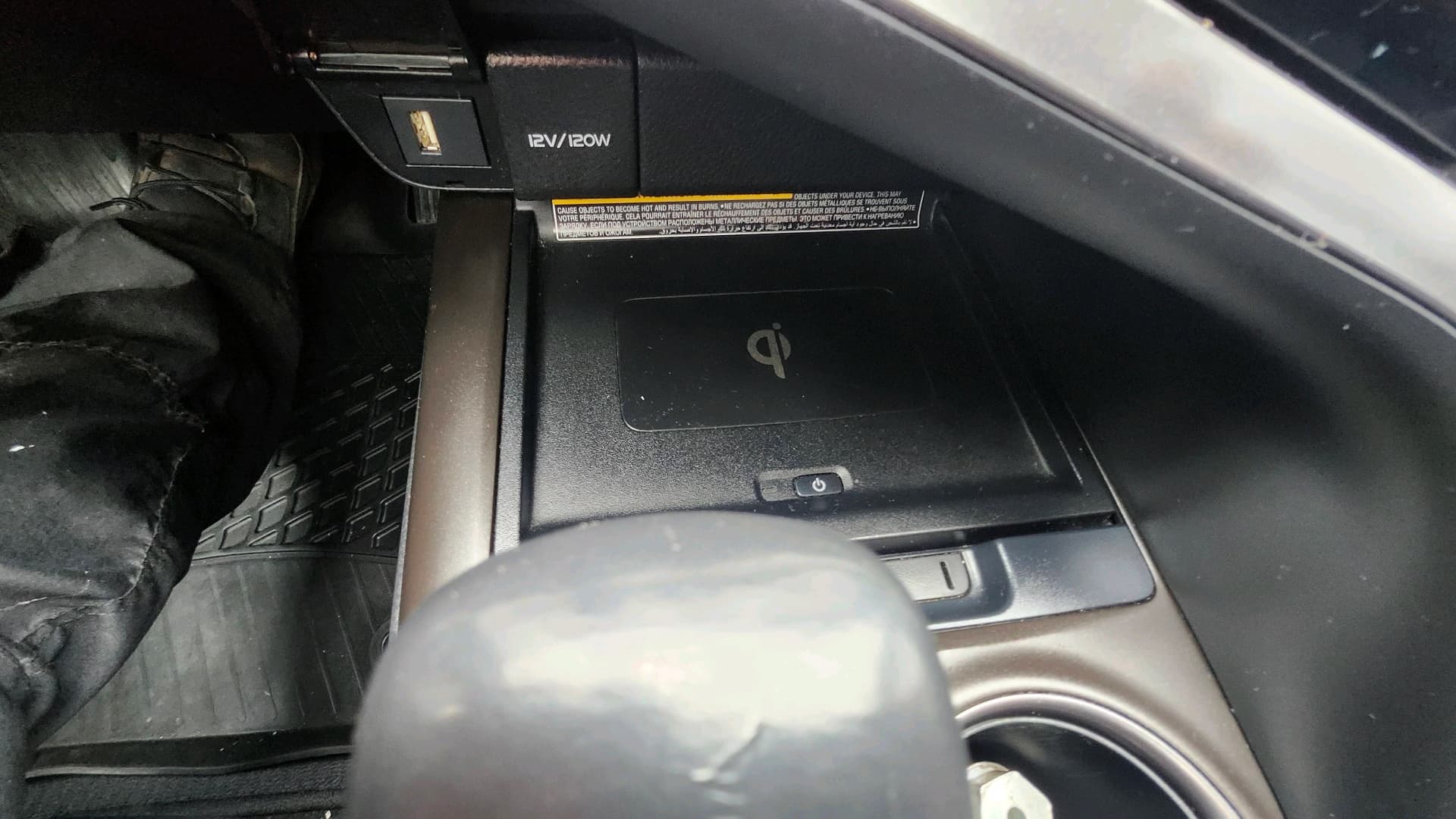 2021 Toyota Camry Hybrid SE Auto