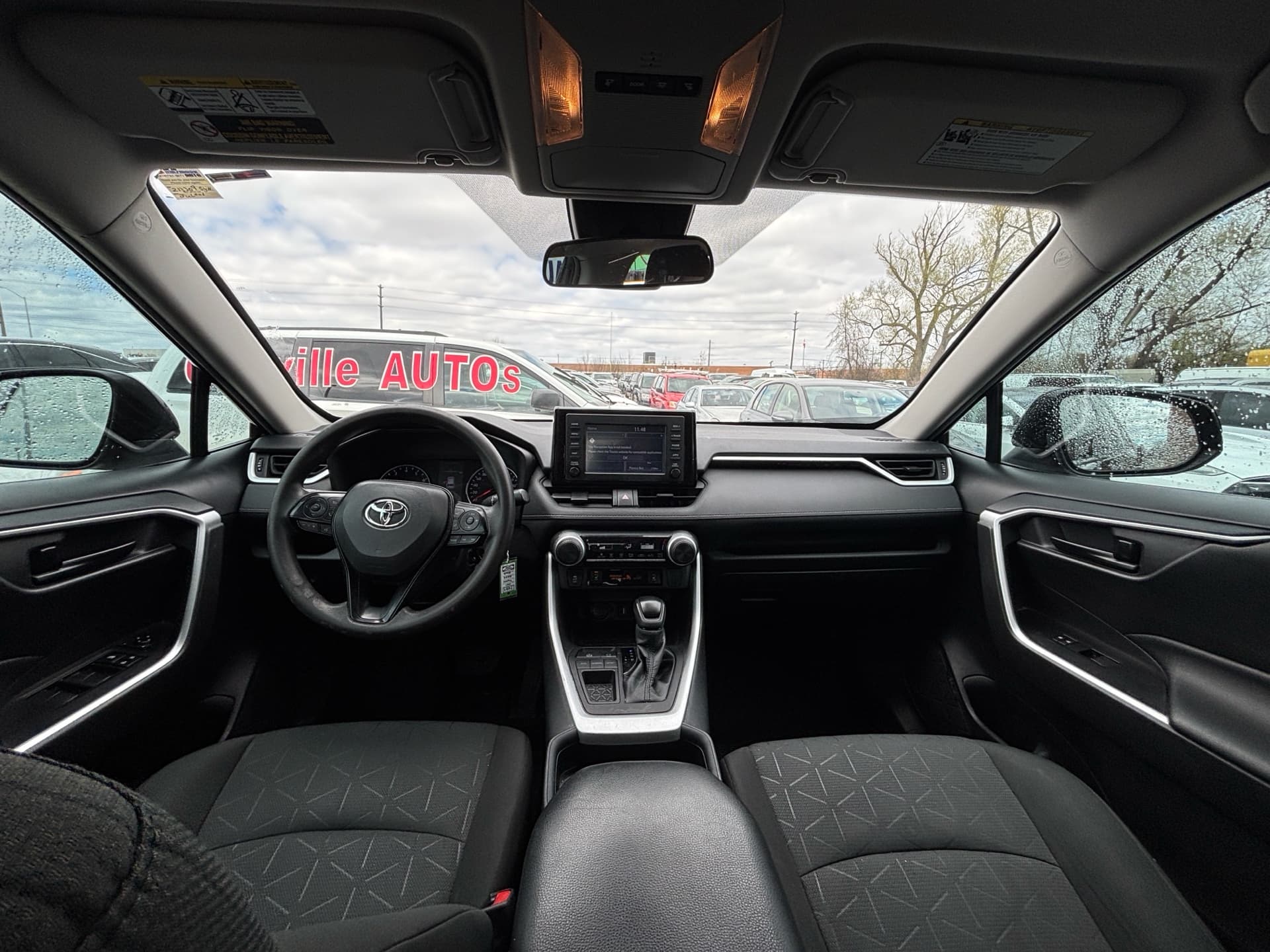 2021 Toyota RAV4 LE FWD