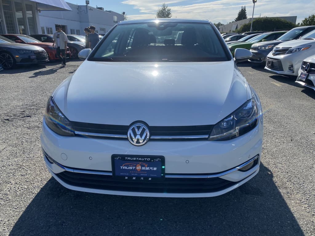 2018 Volkswagen Golf 5-door Auto