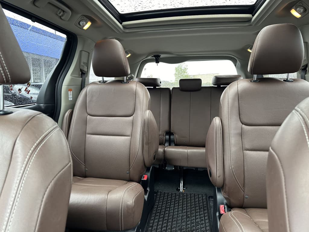 2020 Toyota Sienna XLE 7-Passenger AWD